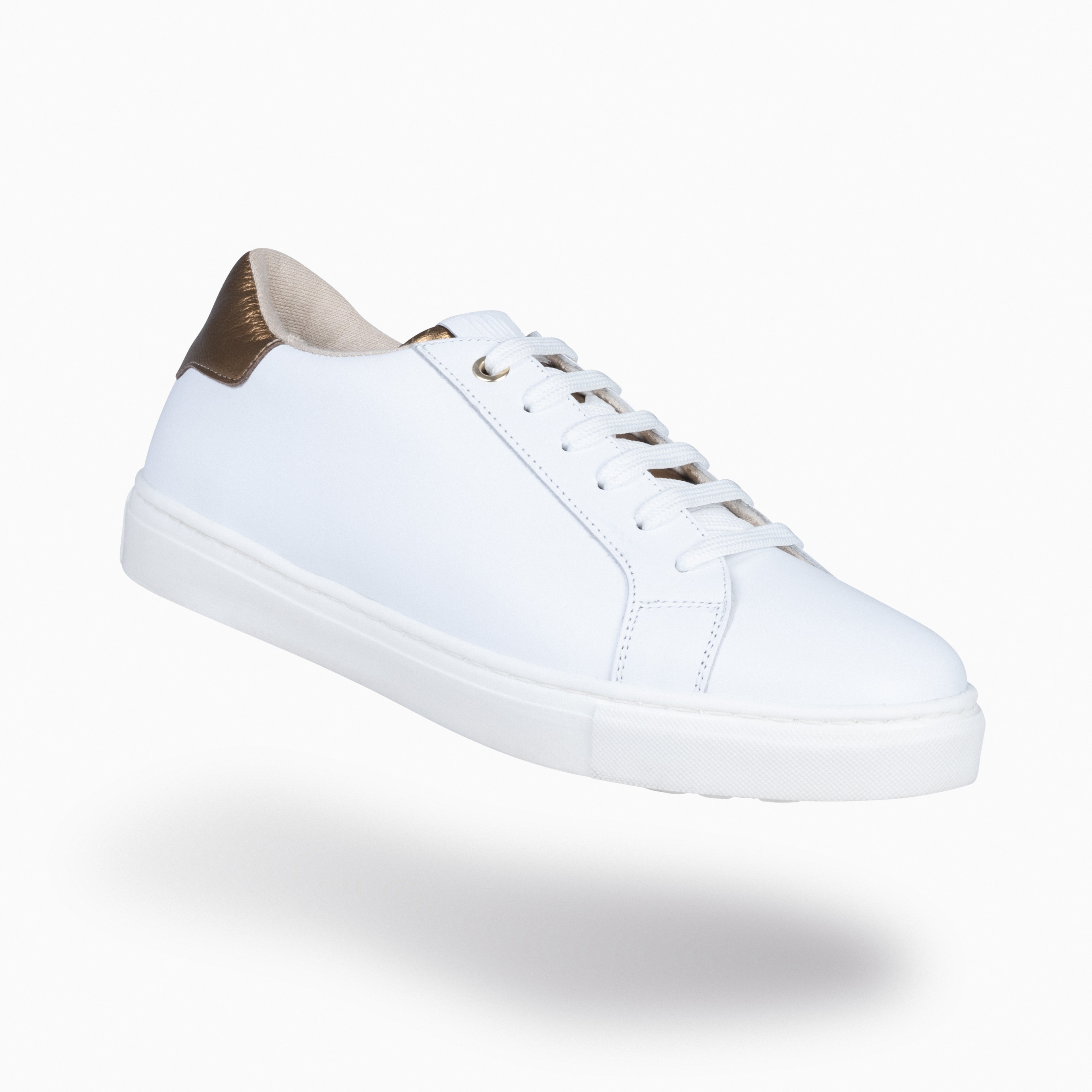 Zapatillas color blanco para mujer new arrivals