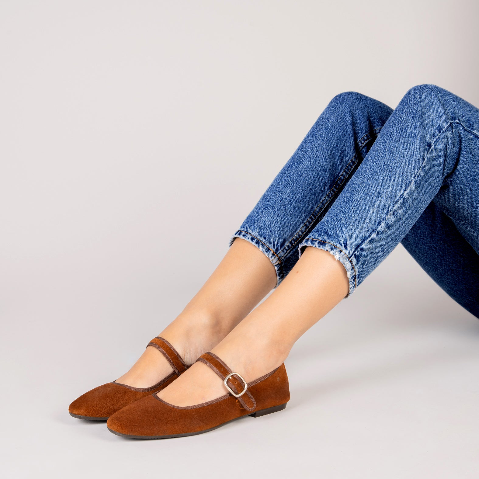 CLARA - Merceditas con puntera cuadrada en MARINO