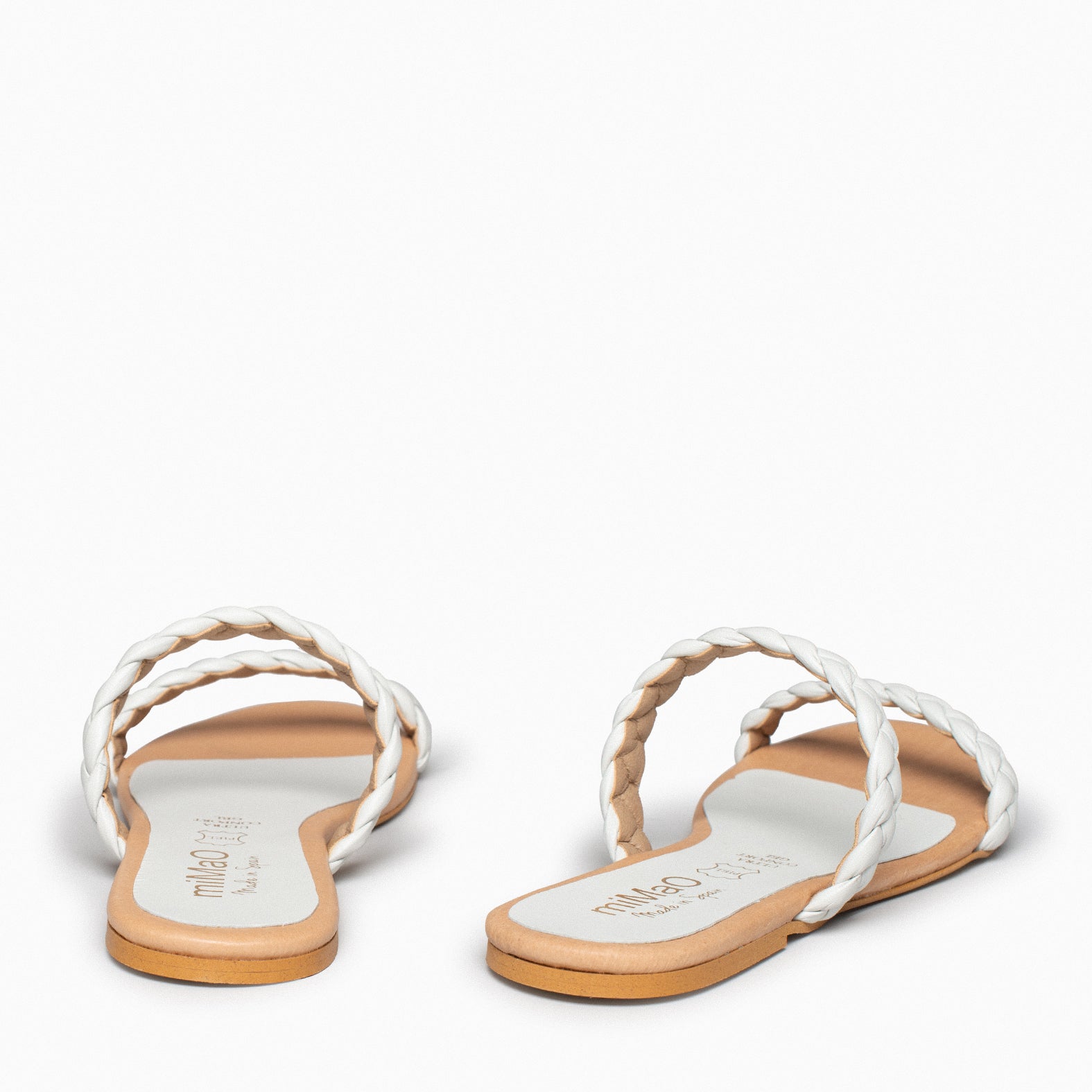 DAILY – WHITE FLAT SANDAL WITH BRAIDS