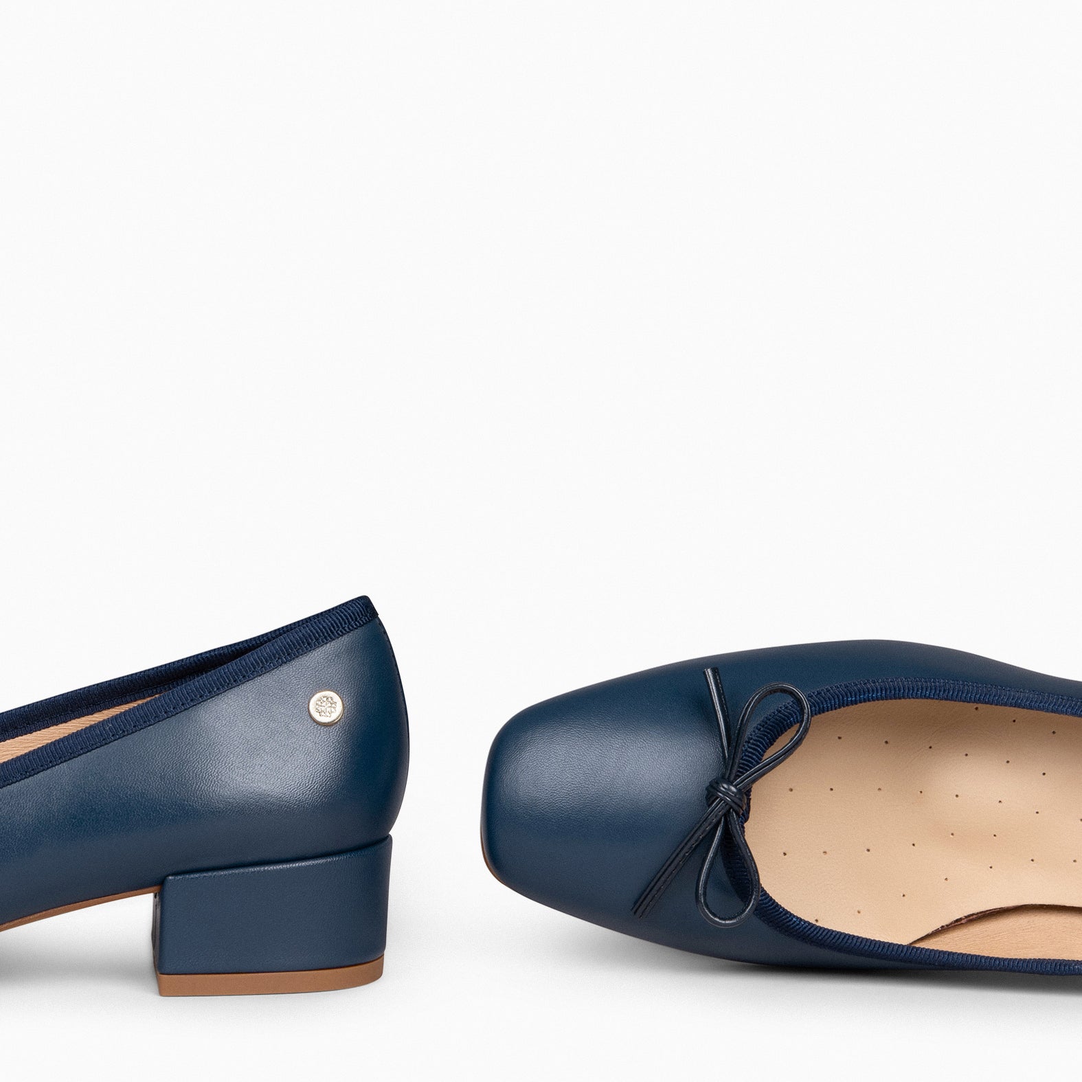 OPERA – Ballerines à talon en cuir BLEU MARINE