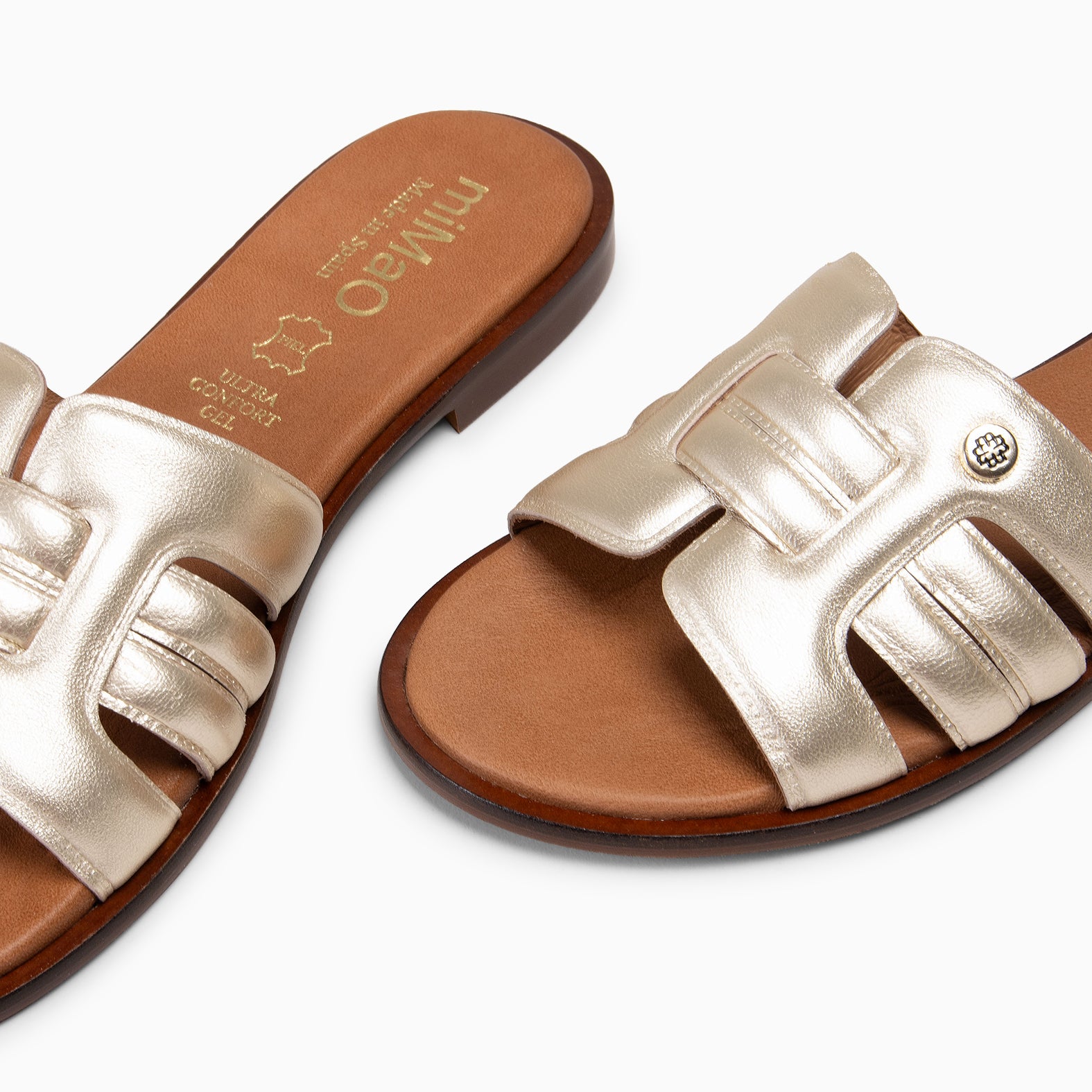 MENFIS – CHAMPAGNE Flat Sandals