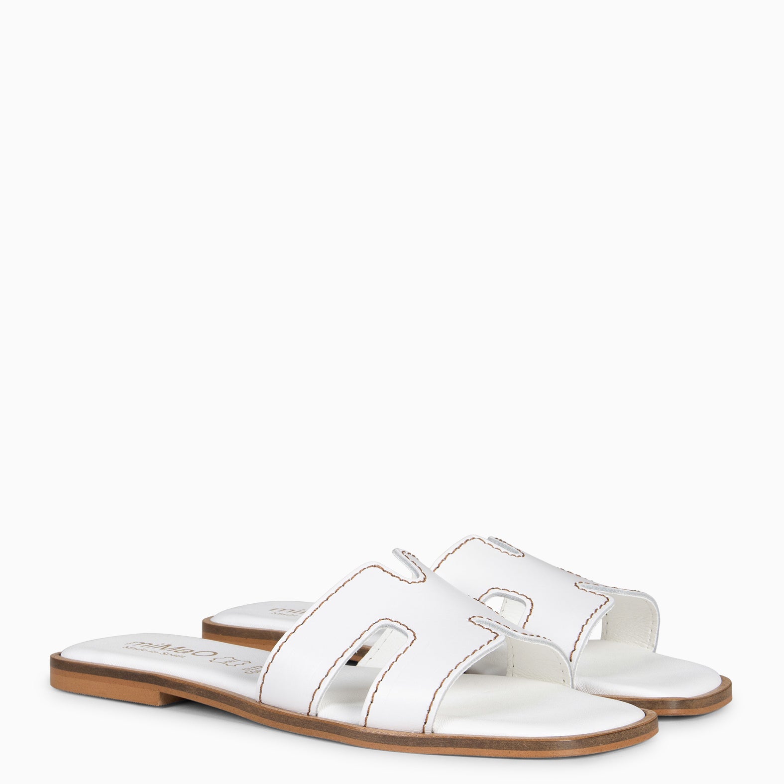 LUXOR – WHITE Flat Sandals