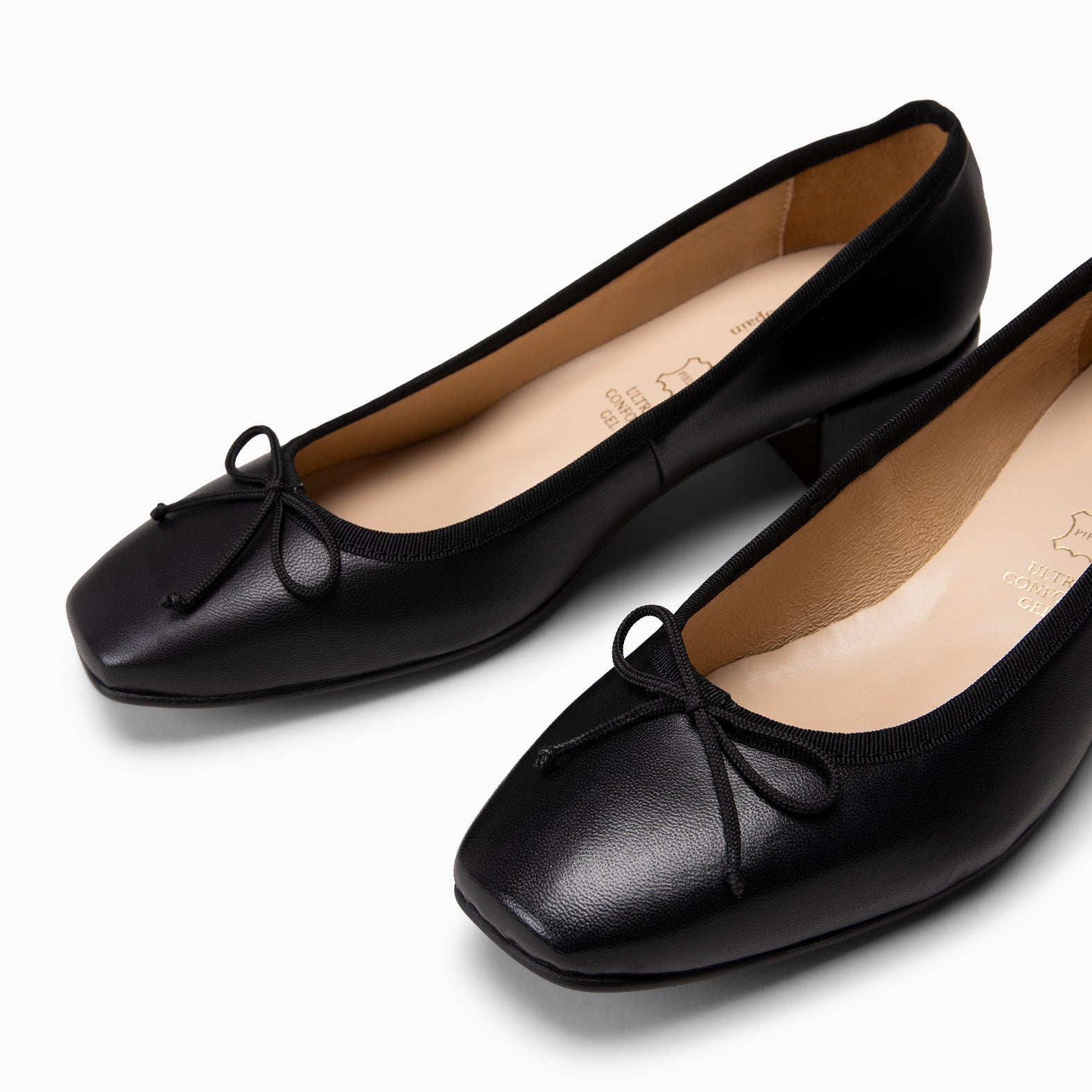 OPERA - BLACK BALLERINA WITH HEEL