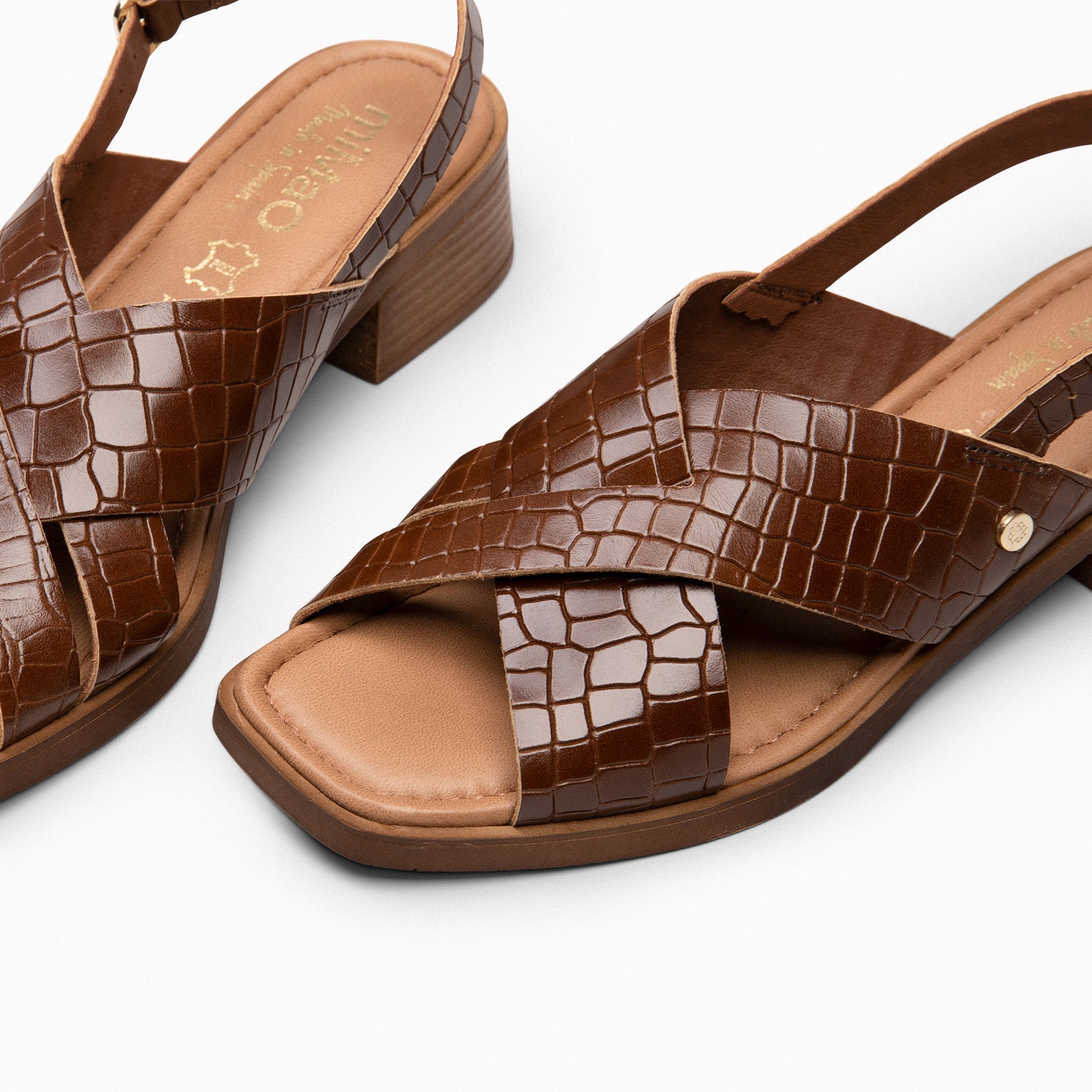 BETANIA - Sandales en cuir imitation croco MARRON