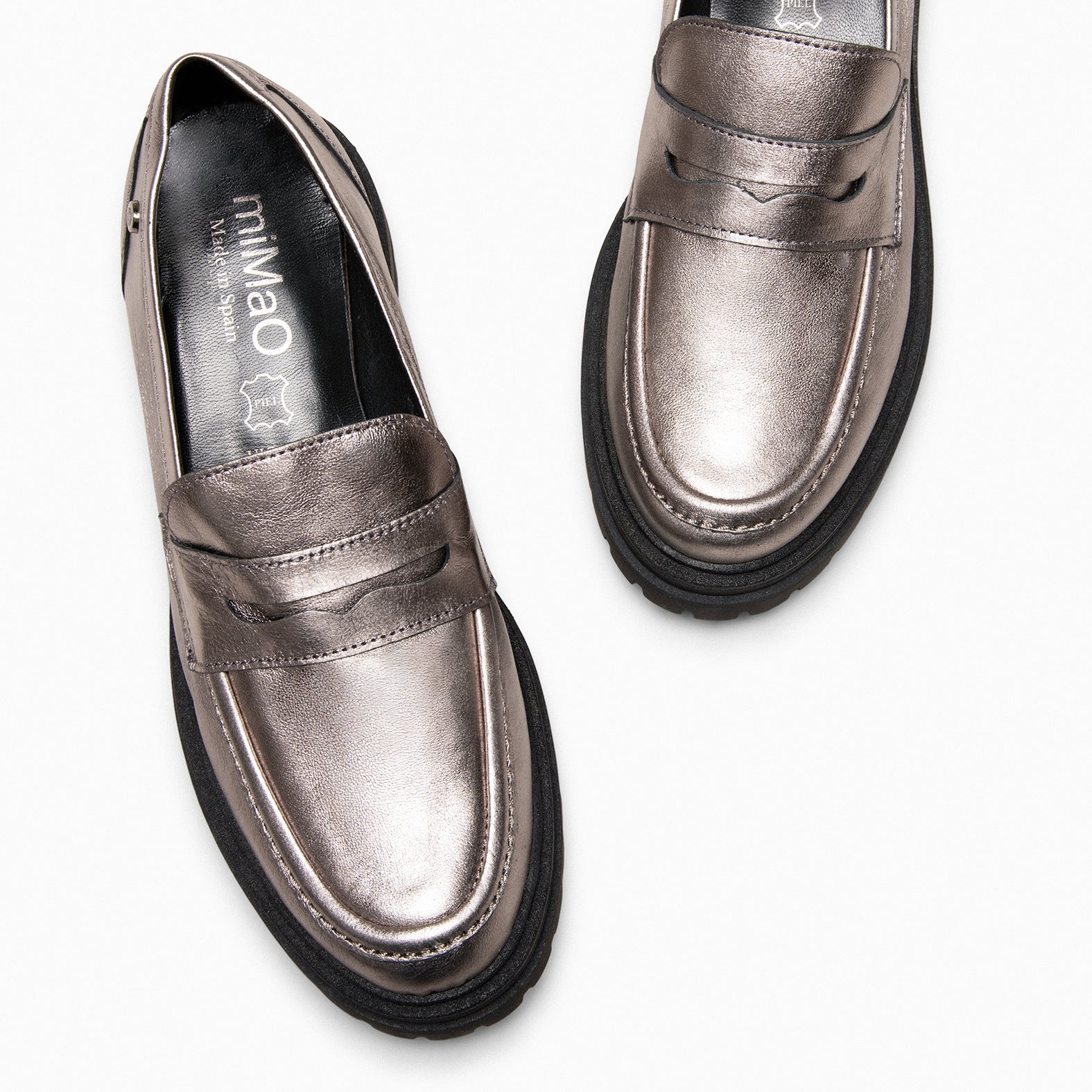 TAYLOR – METALLIC Moccasin with track sole