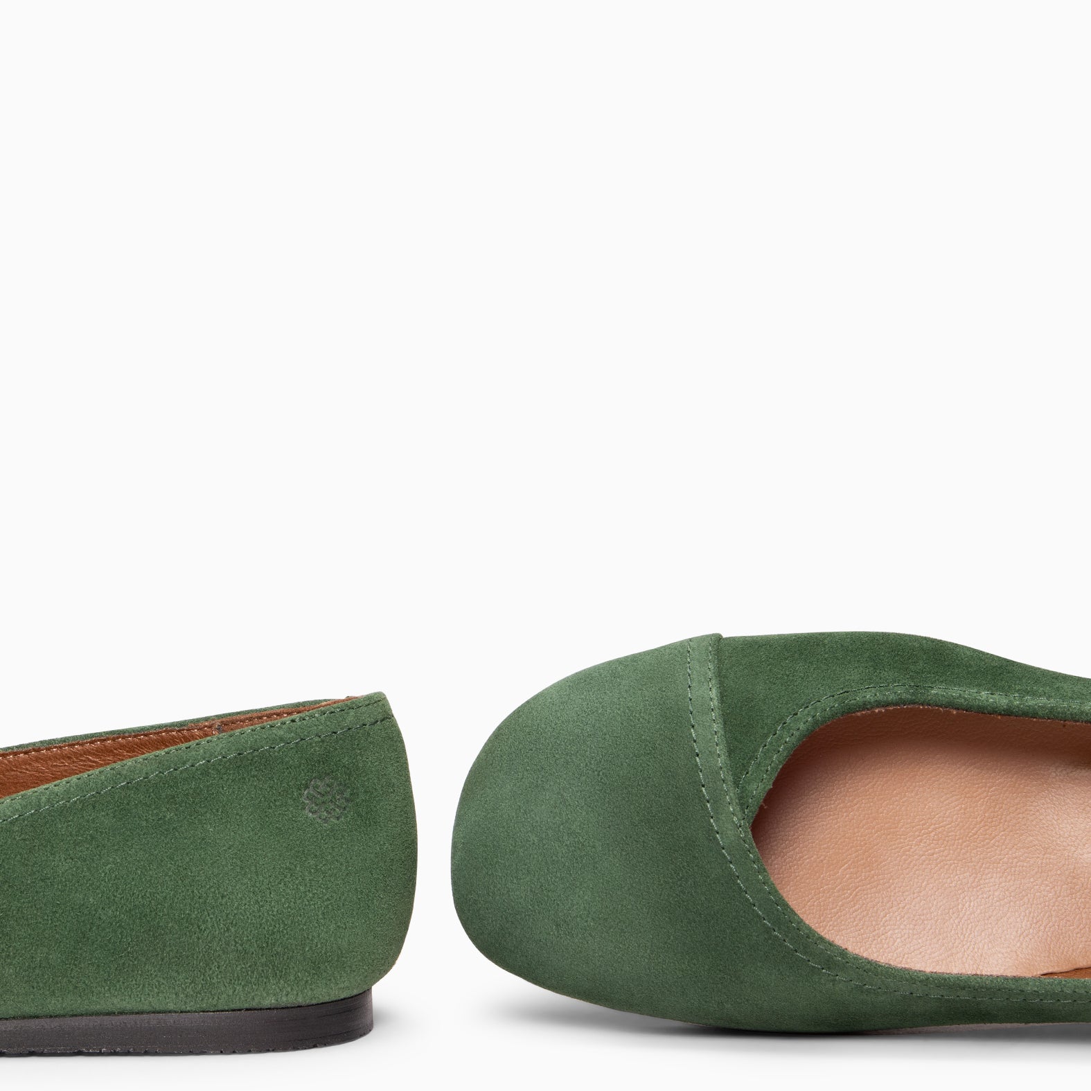 PLUMA - Bailarina baresoft de serraje en VERDE