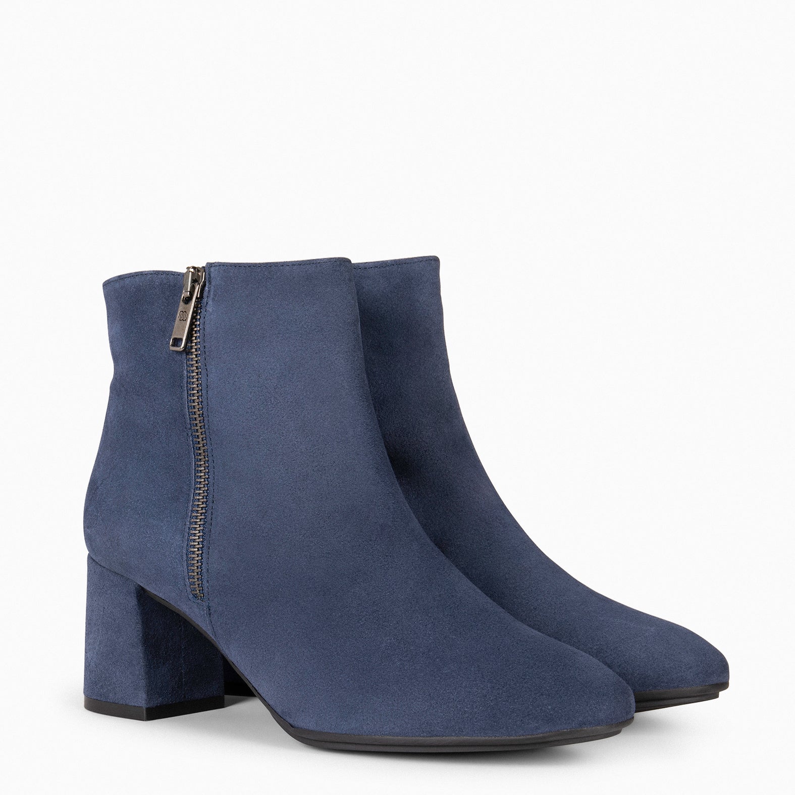 UTRECH – NAVY Booties with wide heel