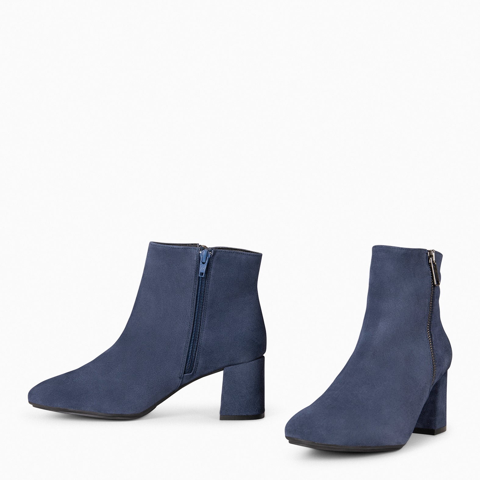 UTRECH – NAVY Booties with wide heel