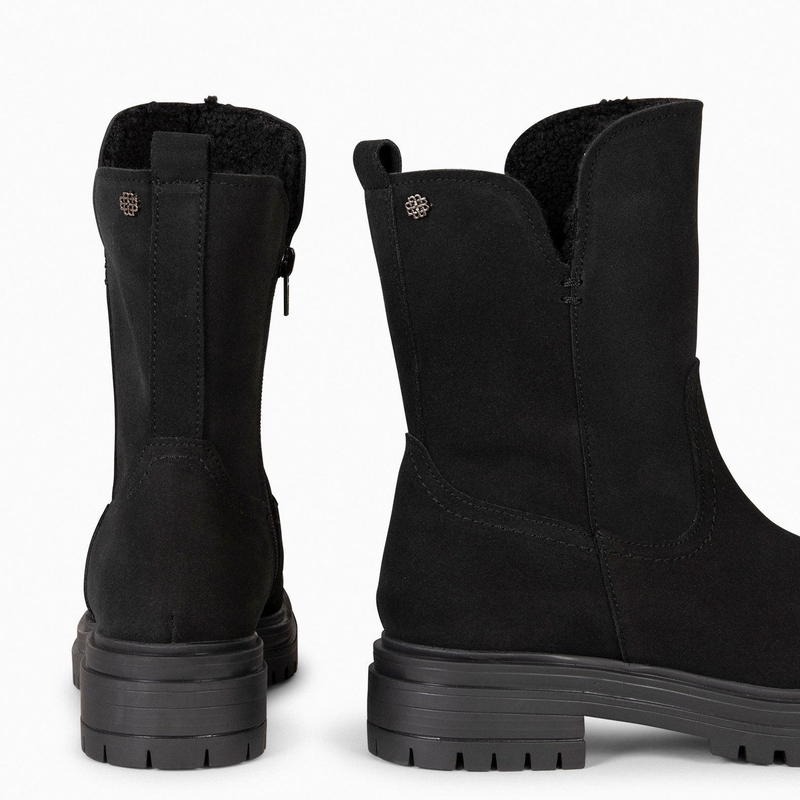 LAPONIA – BLACK boot with lining