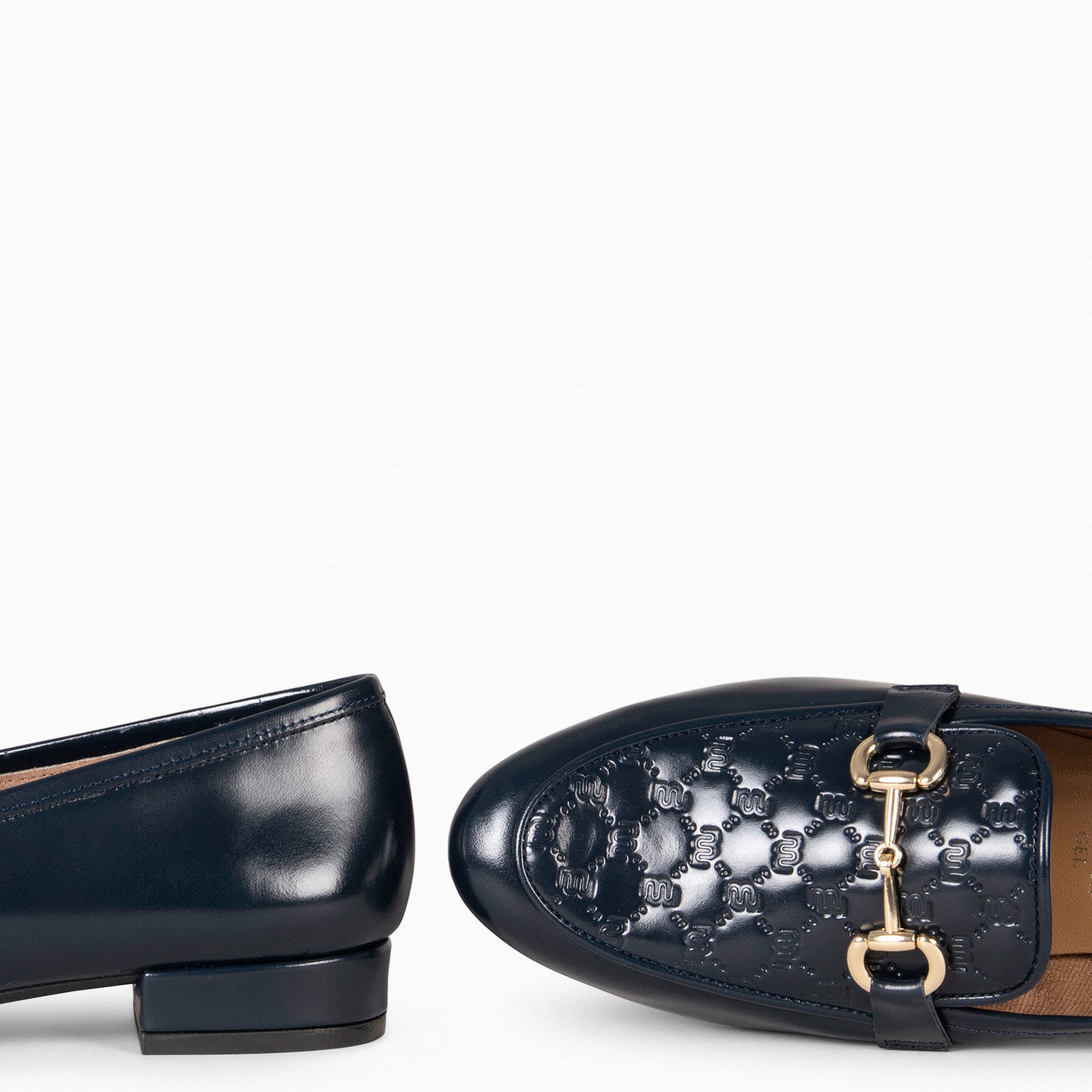 ELOISE – NAVY Flat Moccasins