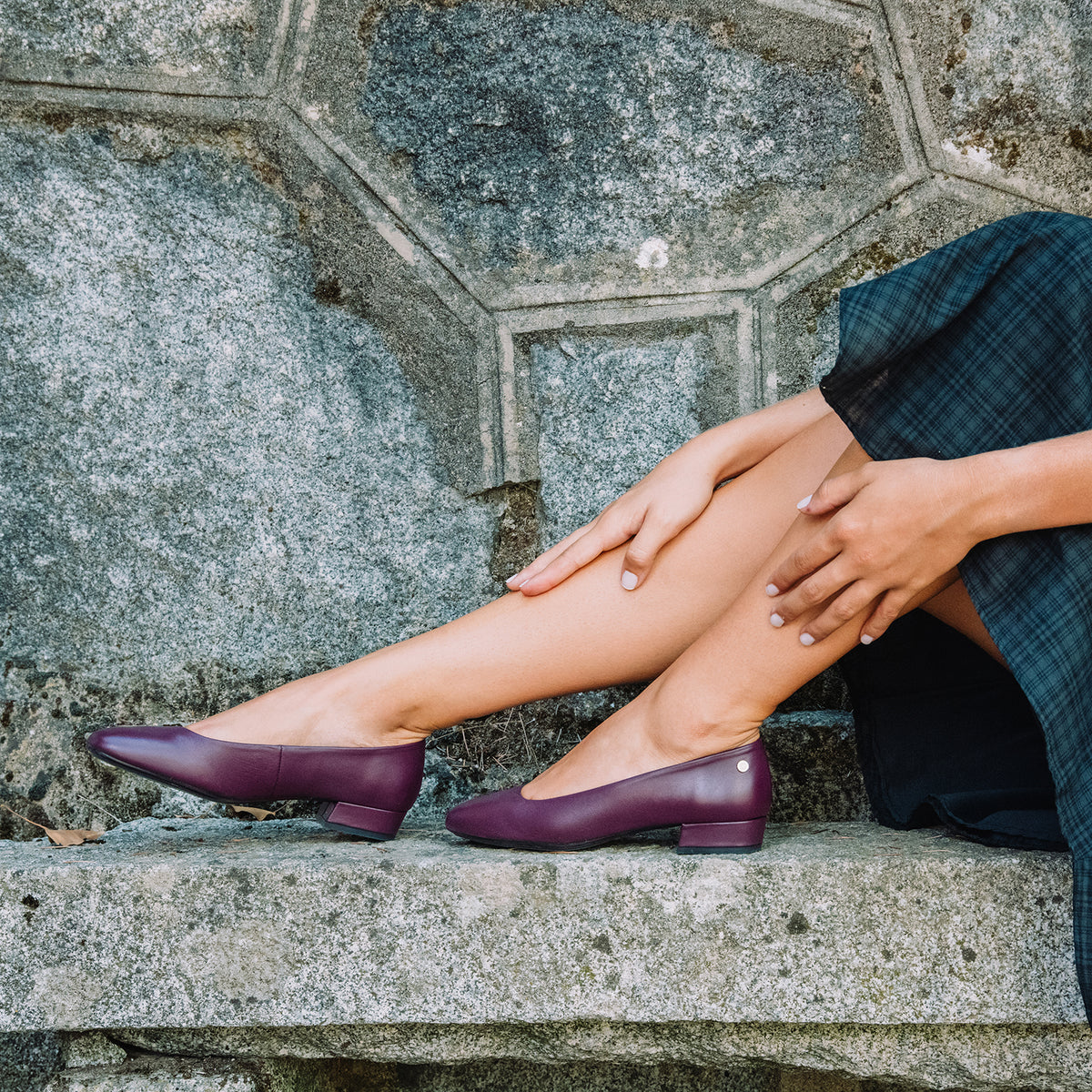 URBAN XS - Escarpins à petit talon en cuir BORDEAUX