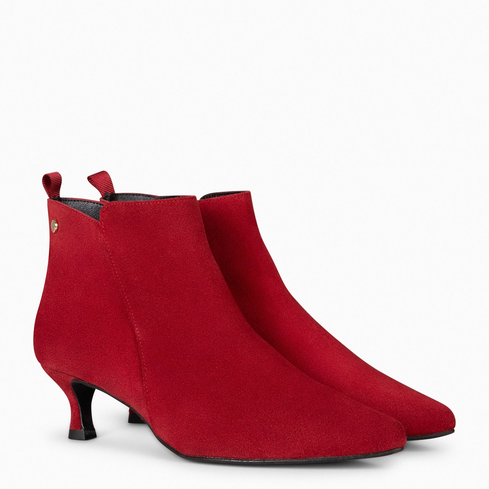 ROYAL SUEDE – RED Low heel booties 