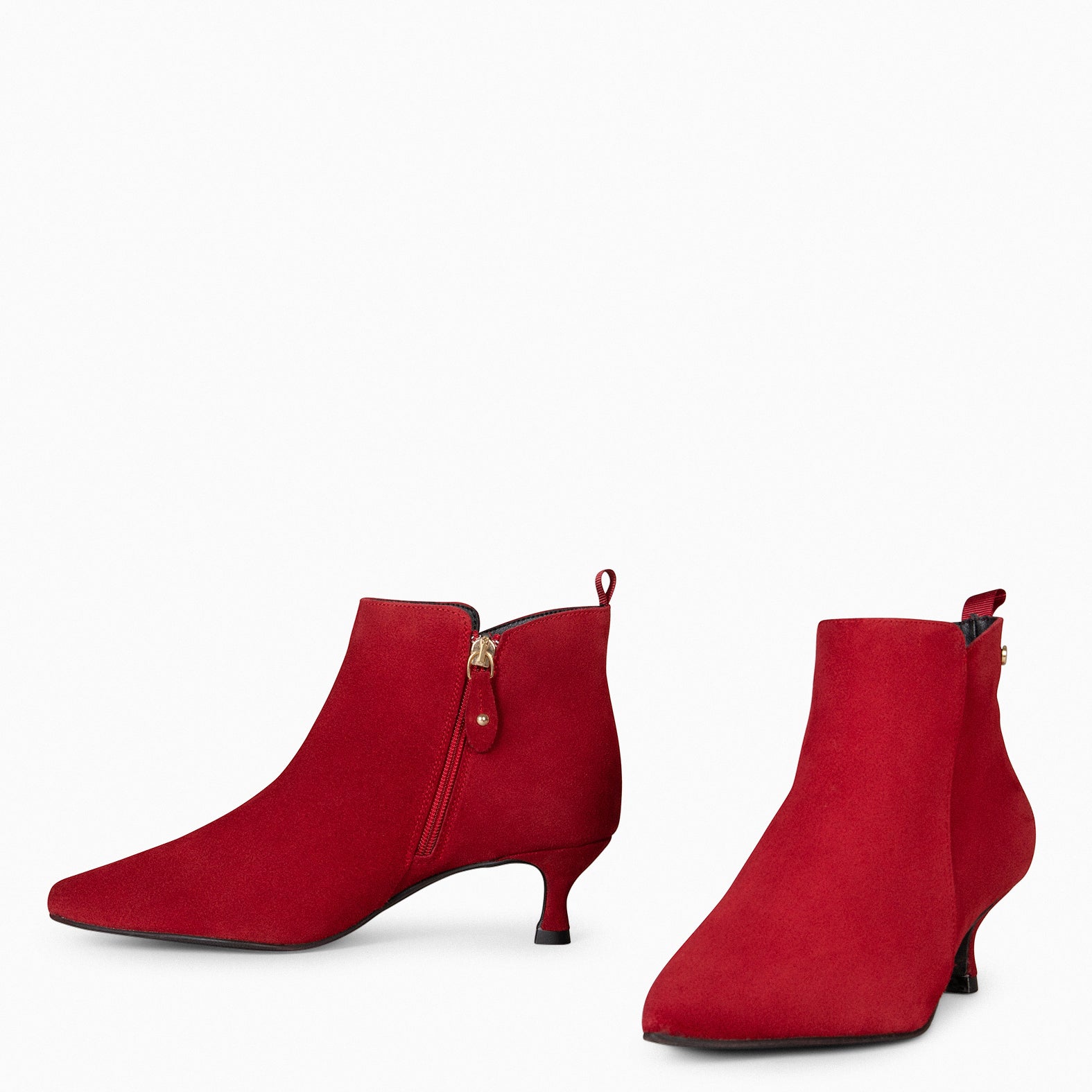 ROYAL SUEDE – RED Low heel booties 