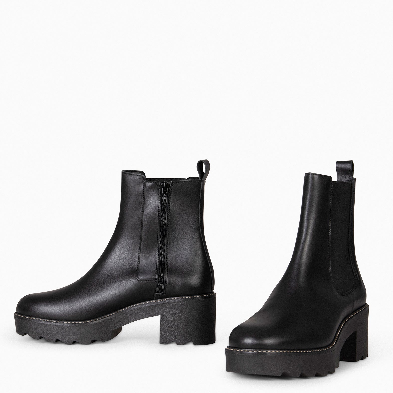 DOLLY – BLACK Booties