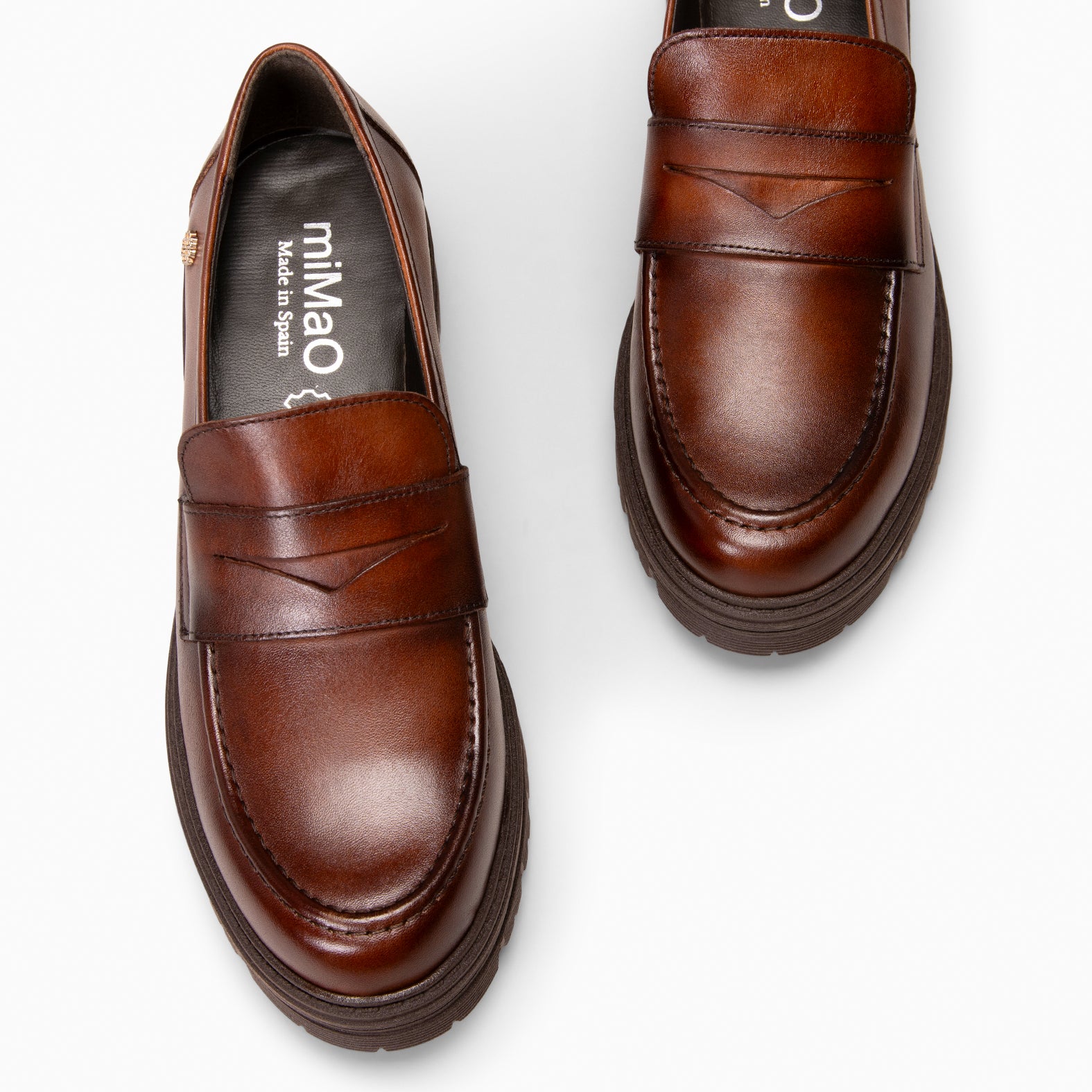 TRAVIS - Mocassins à semelle crantée MARRON