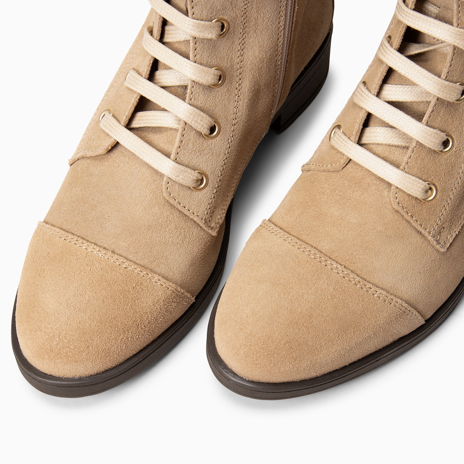 BELFAST – Botines con cordones de piel de serraje BEIGE