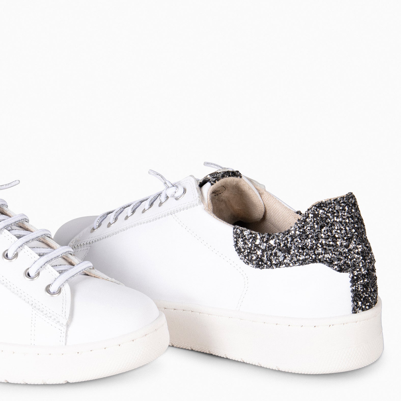 NANTES – WHITE GLITTER SNEAKER WITH ELASTIC LACES