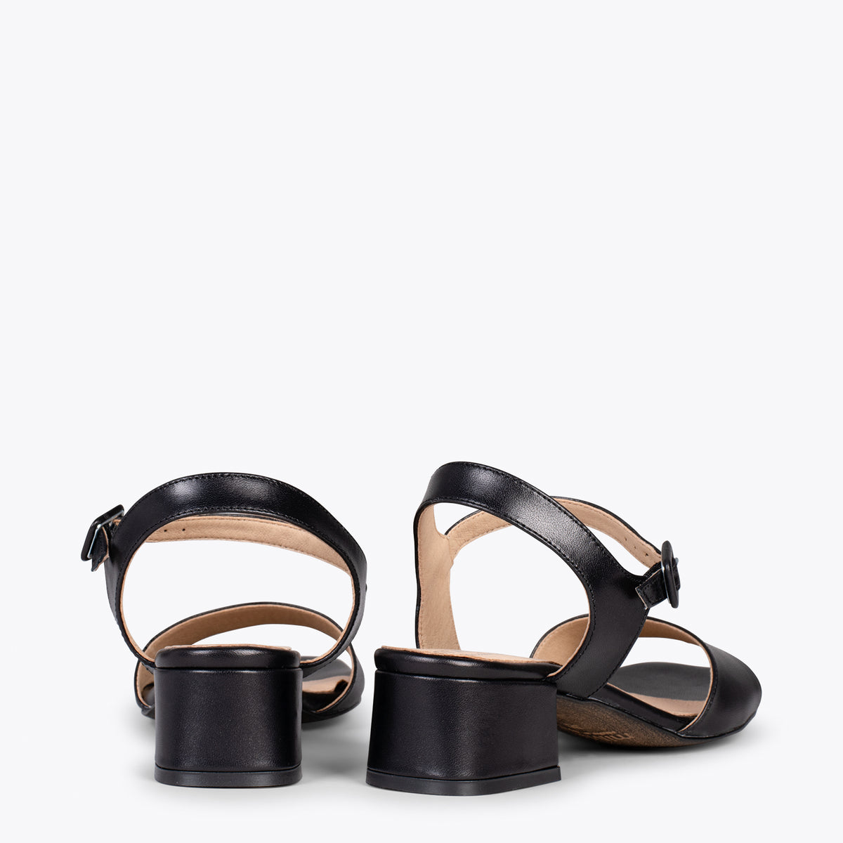 VILNIUS – BLACK classic mid heel sandal