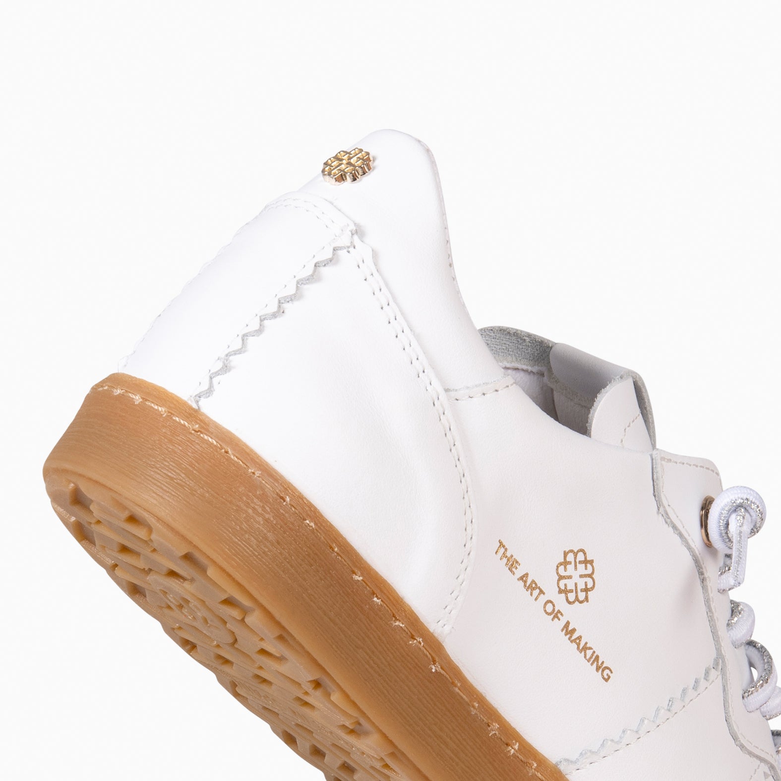 STÜDIO 01 - DEPORTIVOS BLANCO - miMaO ®