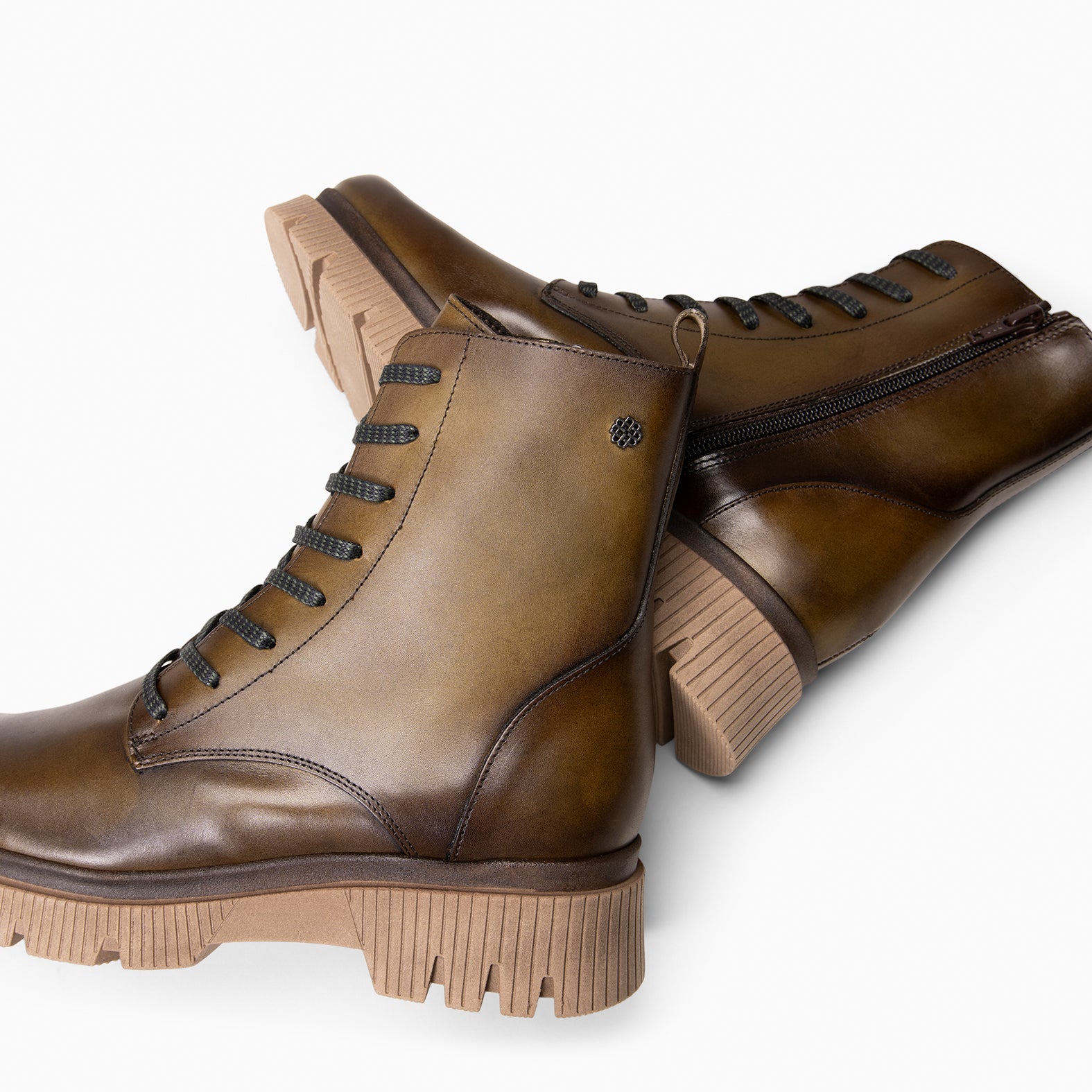 STONE - Botines militares de piel KAQUI