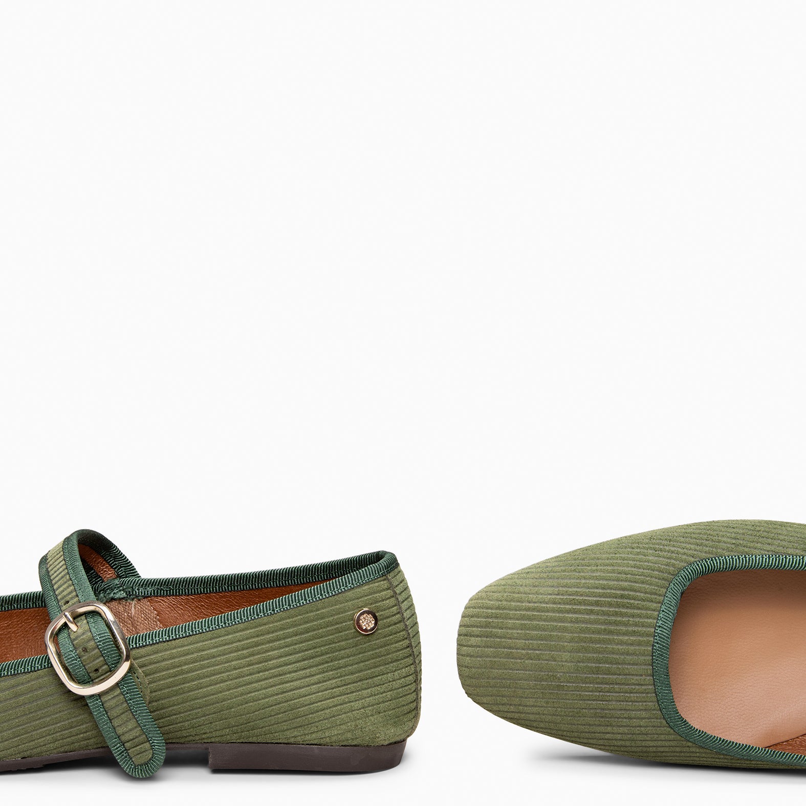 LARA - Merceditas con tira de serraje efecto pana VERDE