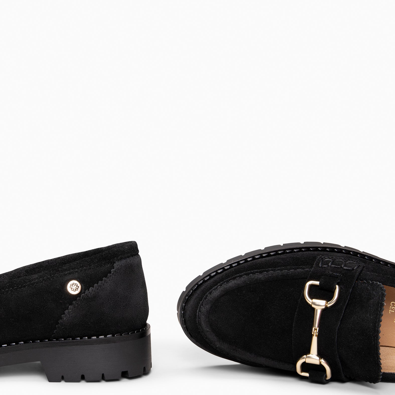 TREVILLA - BLACK moccasin with track sole