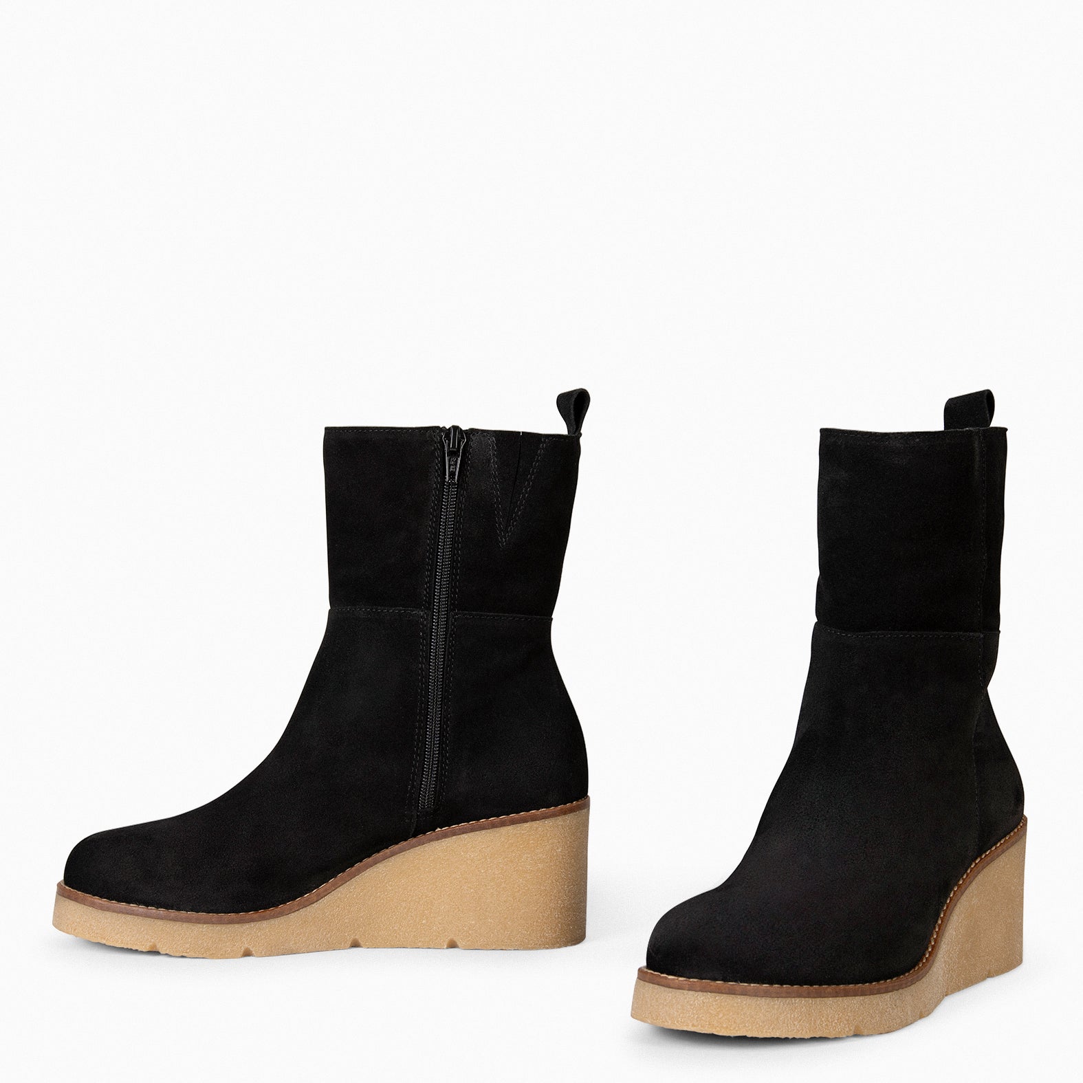 NUK – BLACK Wedge Booties miMaO ®