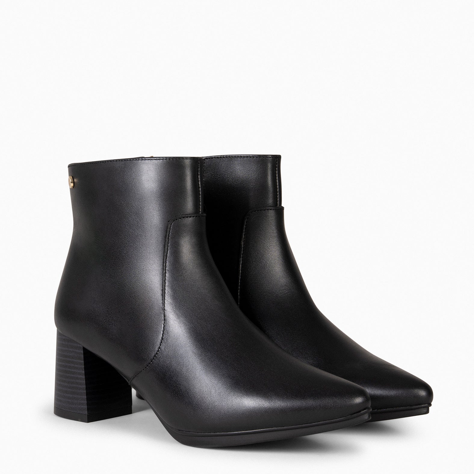 TURIN – BLACK Booties with wide heel and fine toe