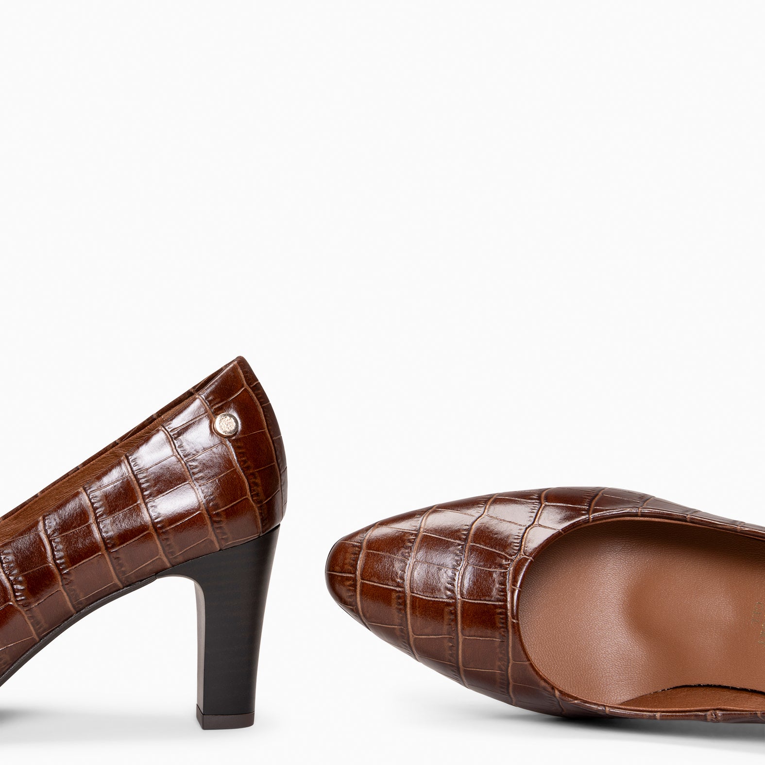 SABELA COCO – Zapato de tacón medio en piel MARRON