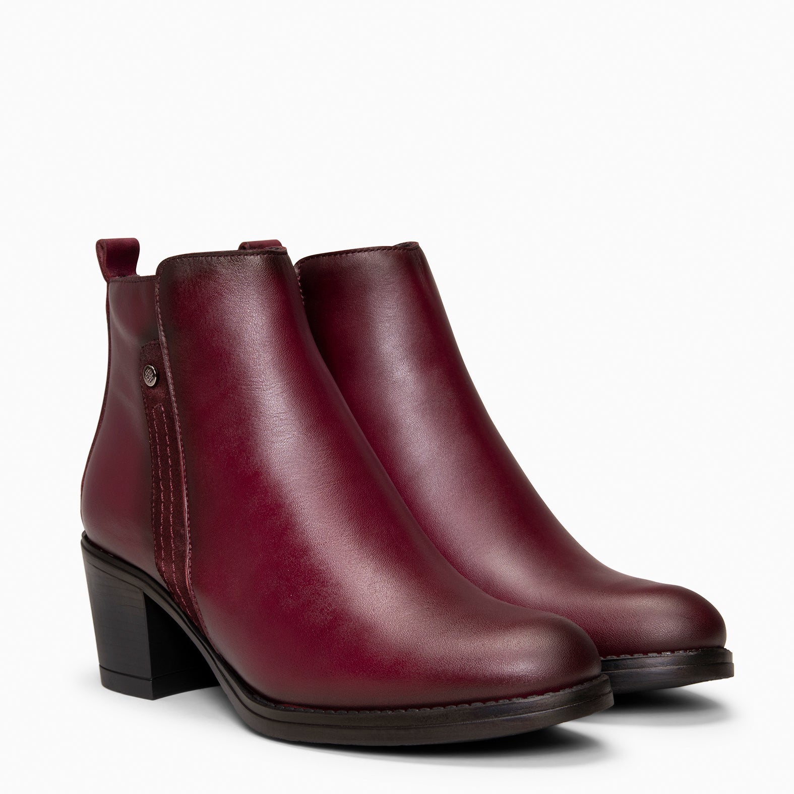 MONTSE – Botín de tacón ancho de piel BURDEOS