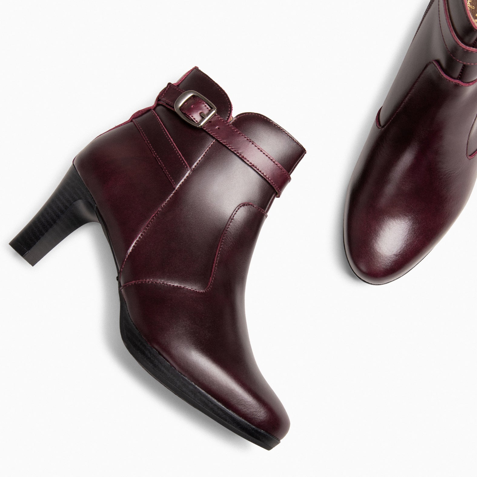 MILAN – BURGUNDY Booties with heel and strap