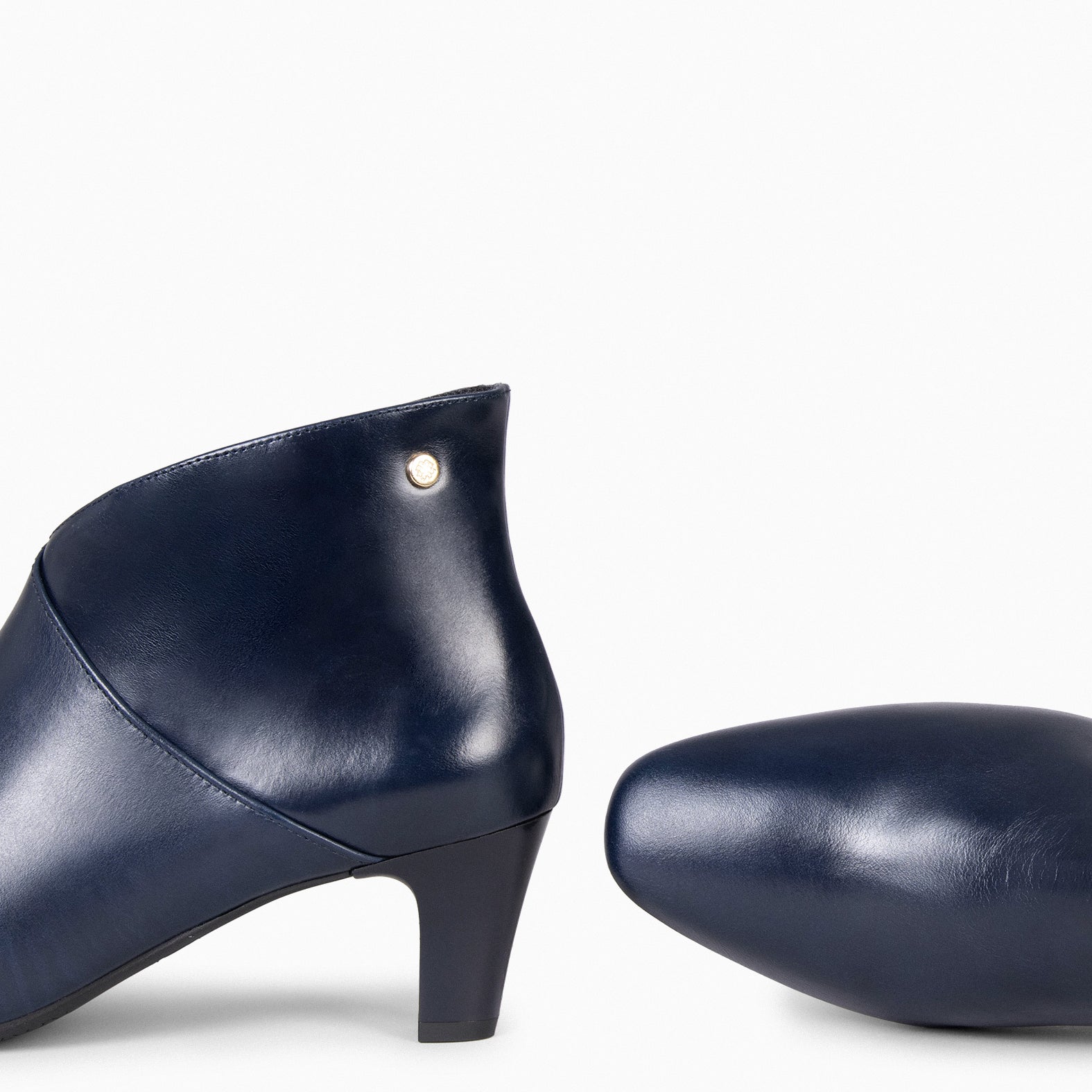 LADY – NAVY Nappa Leather Booties