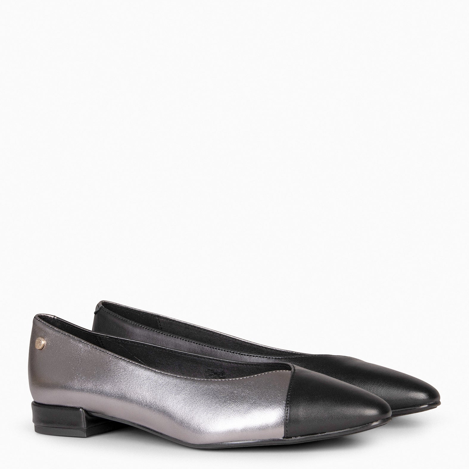 KATE – METALLIC and BLACK Low Heel Ballerinas