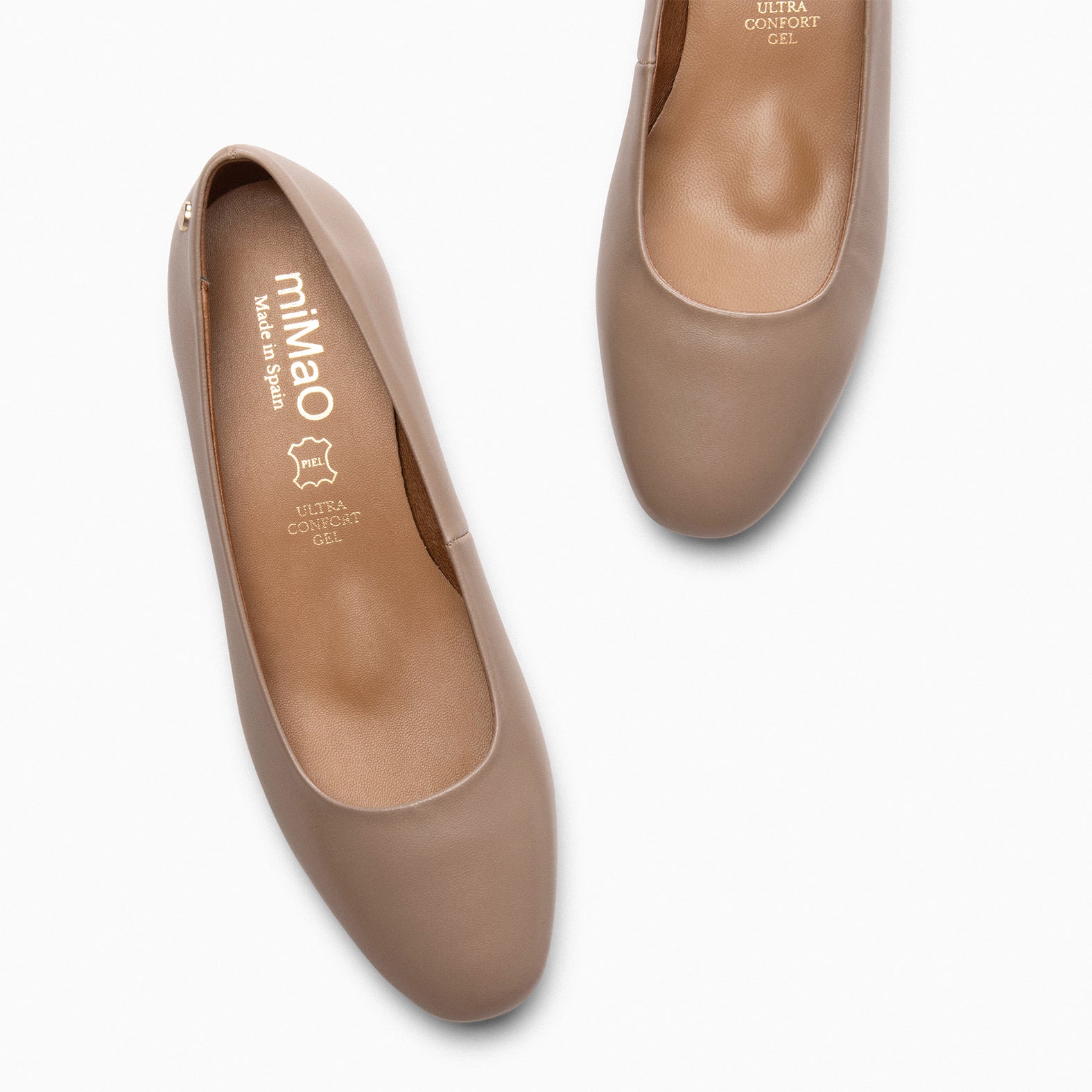 URBAN XS – TAUPE Low-heeled leather shoe
