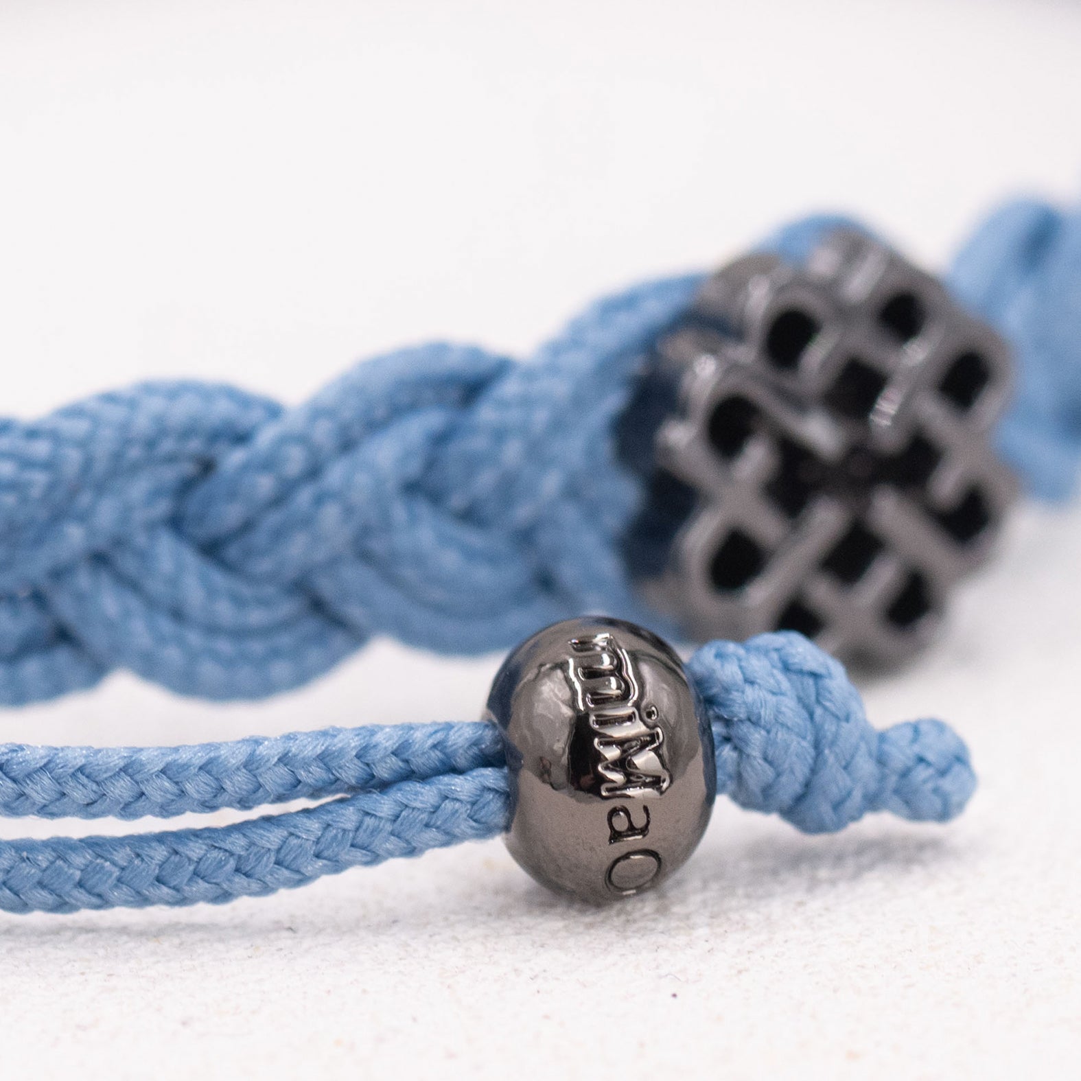 BRACELET BLEU CIEL, SYMBOLE DE PAIX