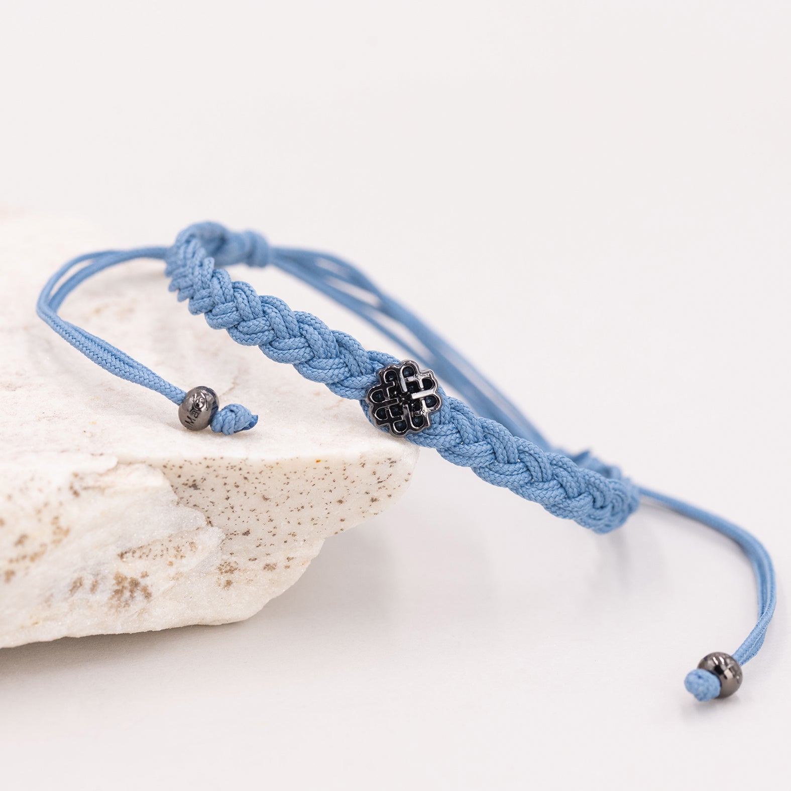 BRACELET BLEU CIEL, SYMBOLE DE PAIX