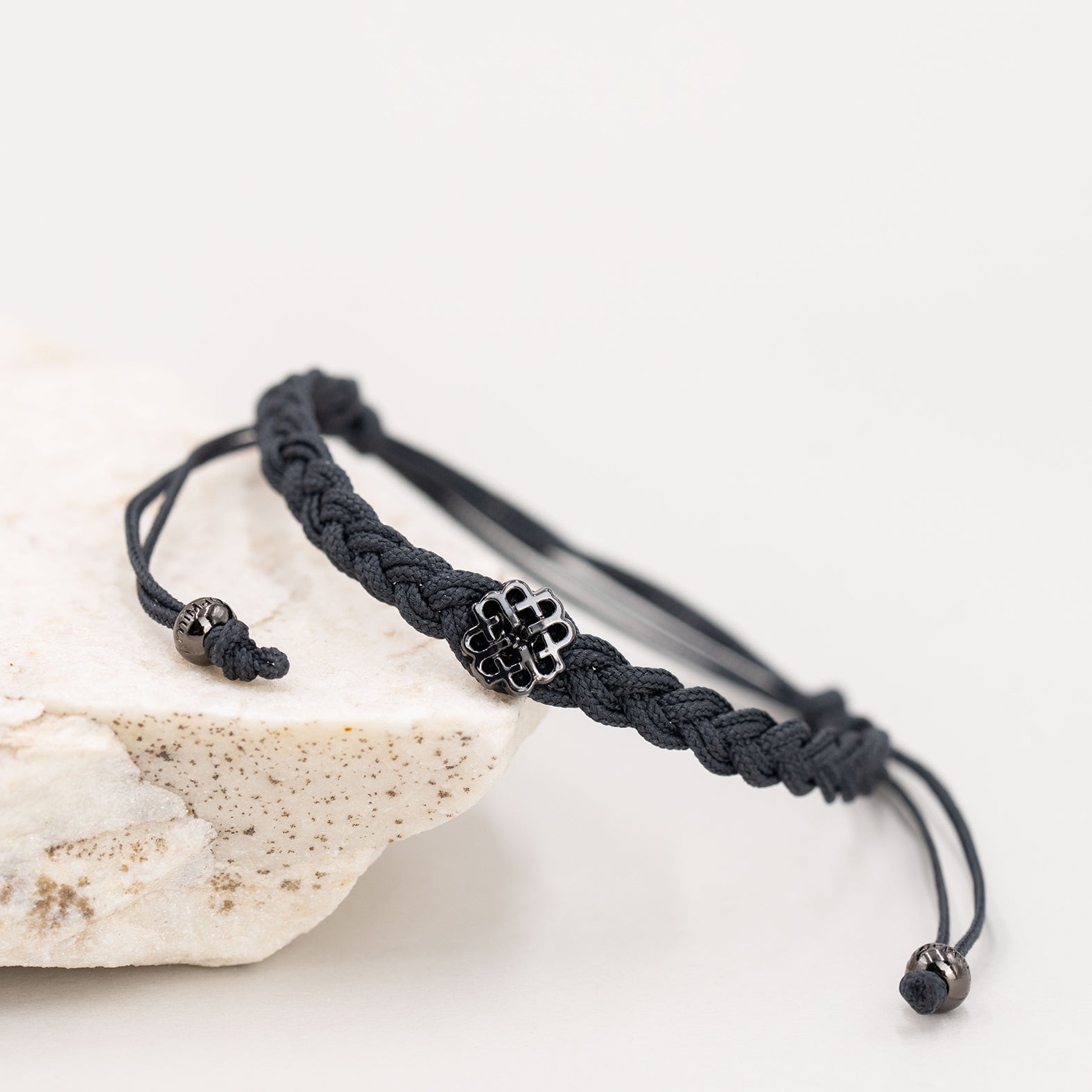 PULSERA GRIS DE LA SERENIDAD