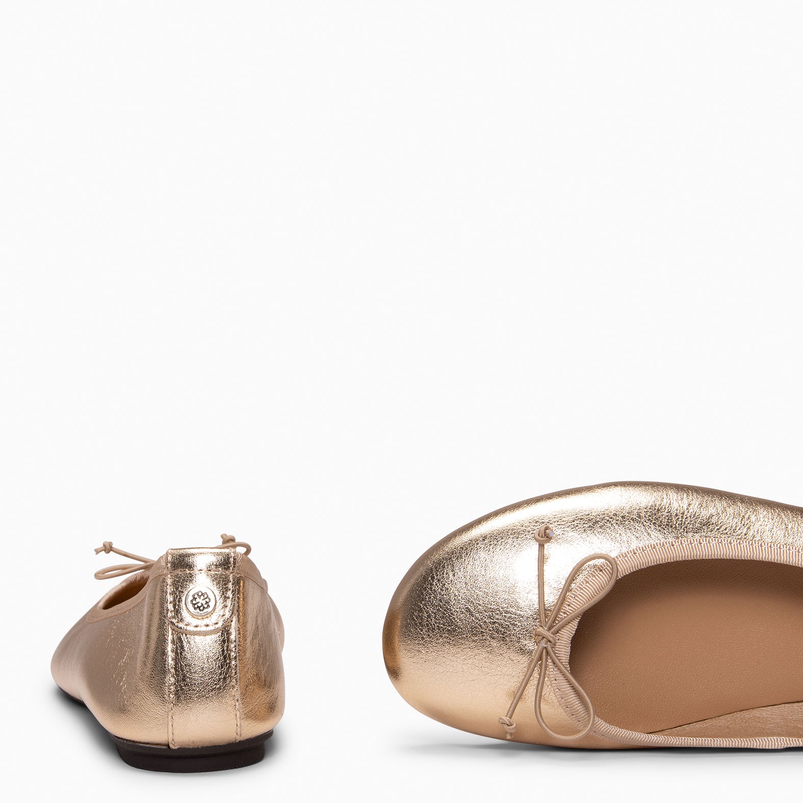 CAMPANILLA - Bailarina baresoft DORADO