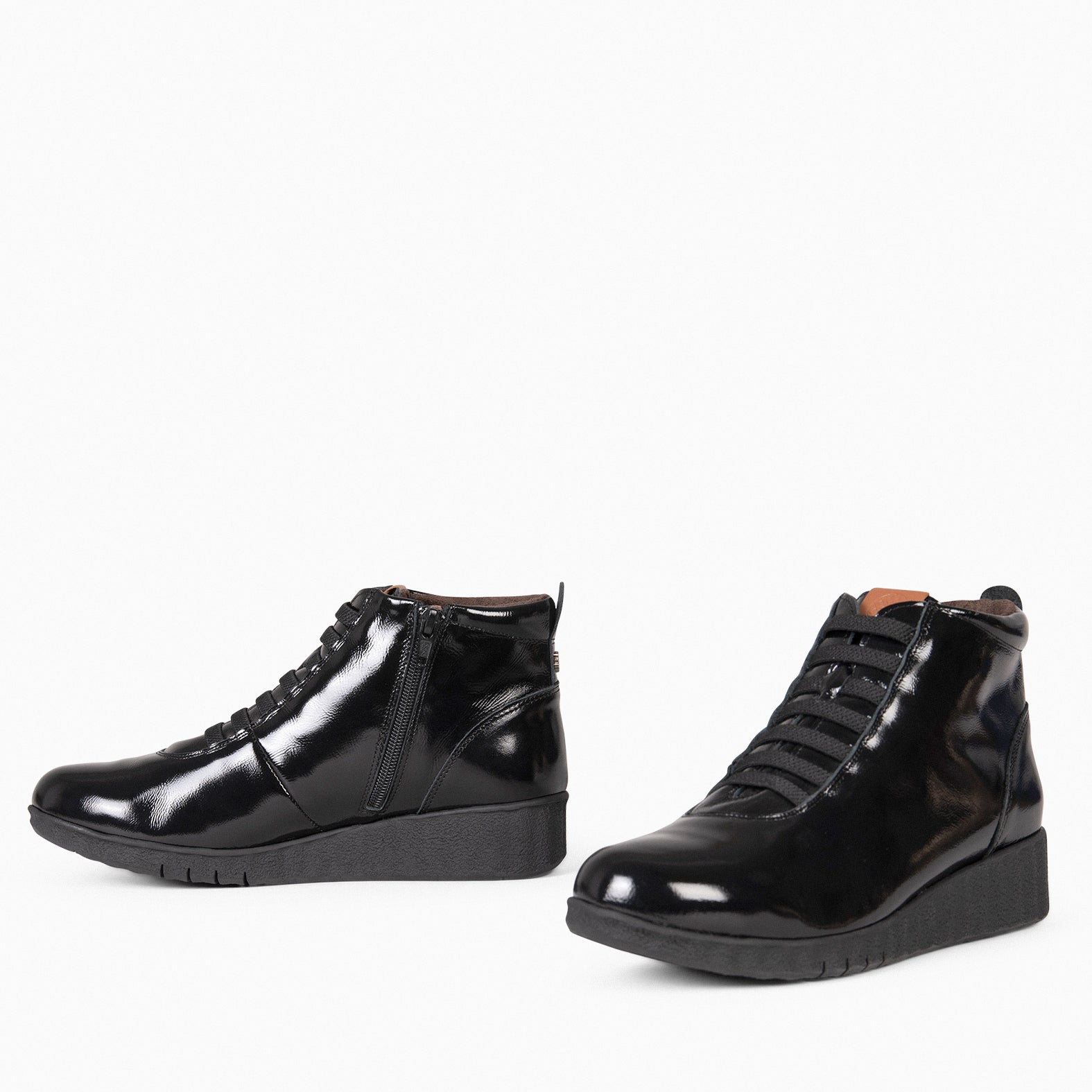 FLEXY – BLACK Women patent leather ankle-sneakers