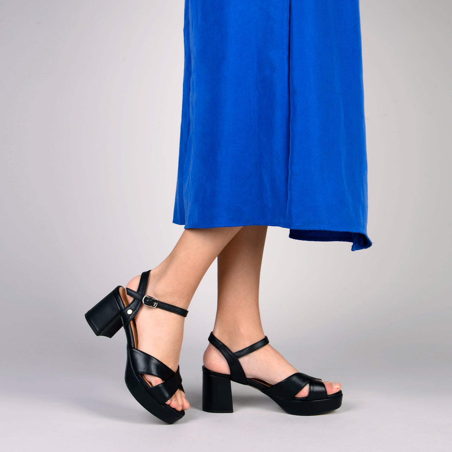 Sandalias De Tacon Grueso Y Plataforma Sandalia Negra De Vestir