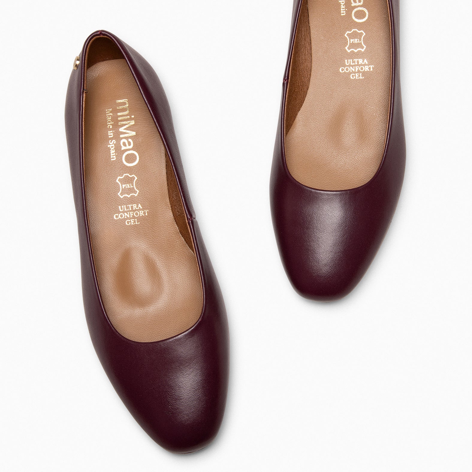 URBAN XS – BURGUNDY Low-heeled leather shoe