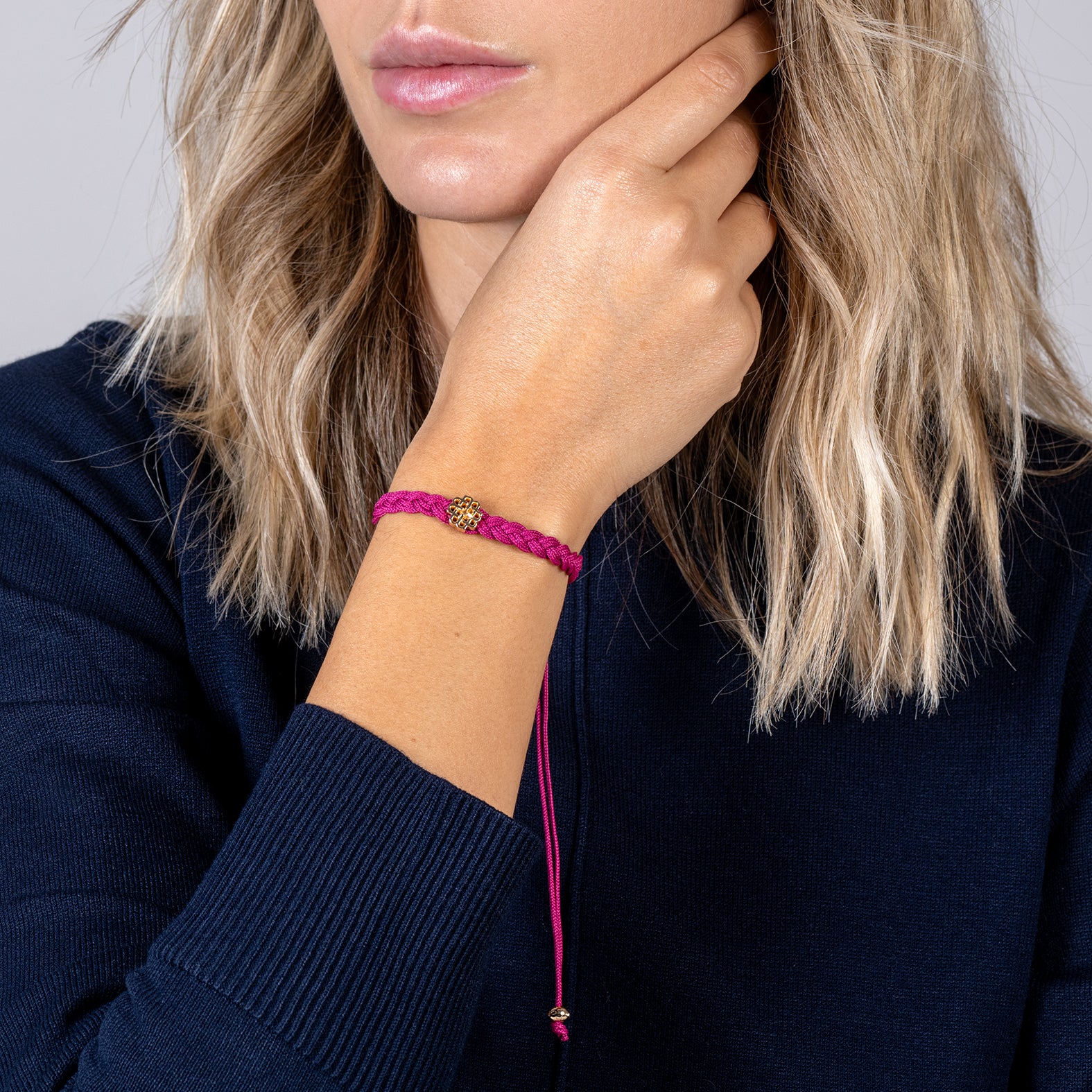 BRACELET FUCHSIA ET OR, SYMBOLE DE PASSION