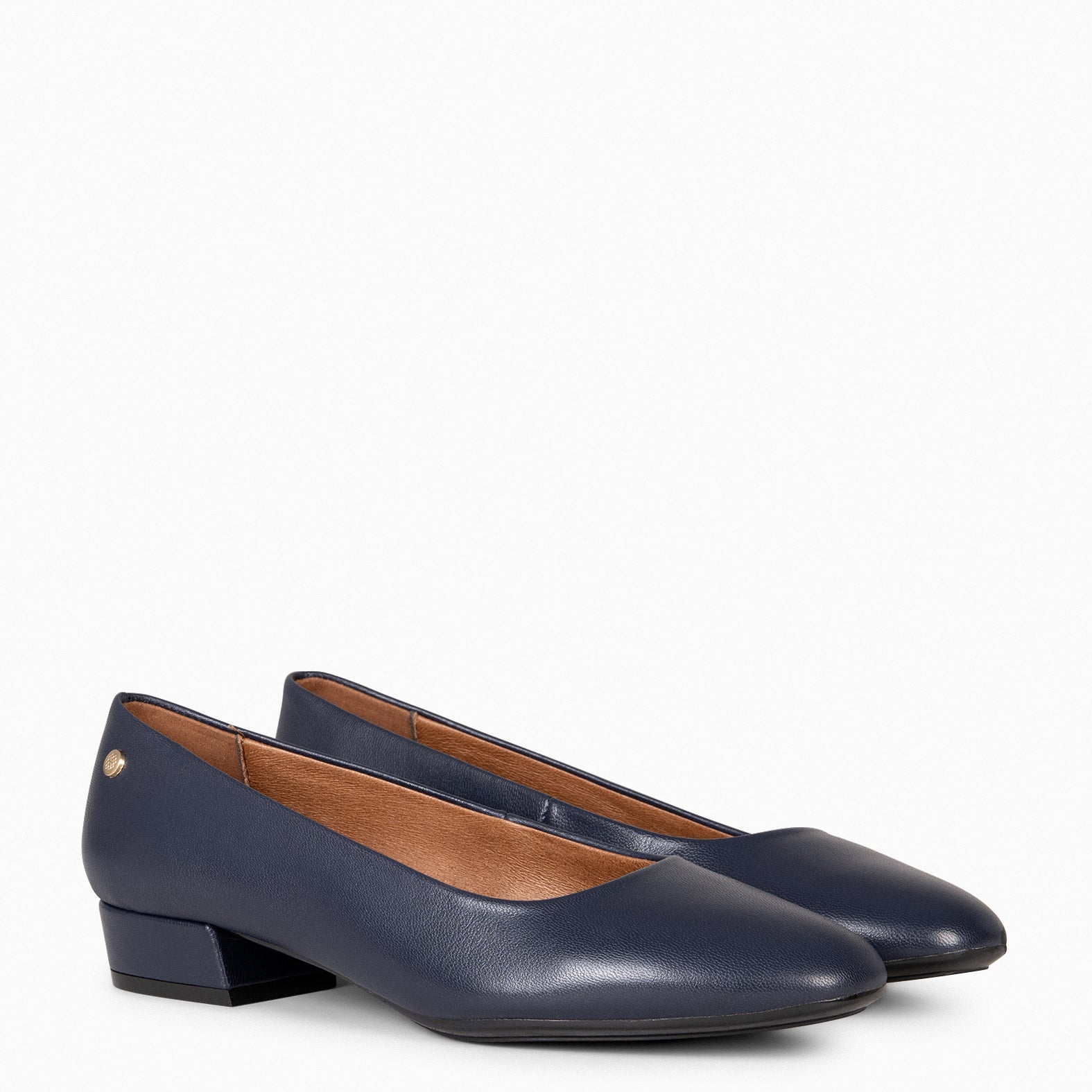 URBAN XS – NAVY Low-heeled leather shoe