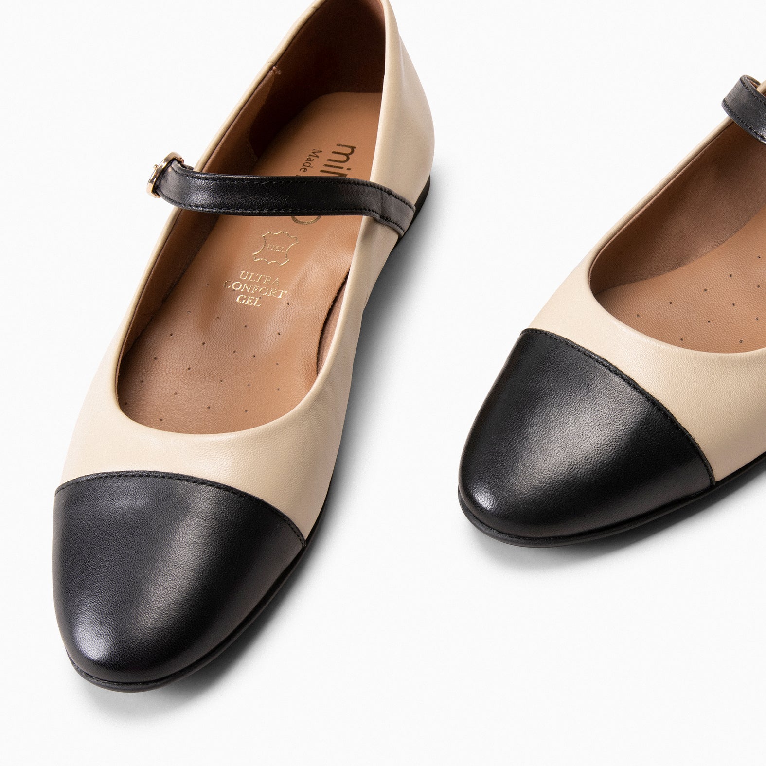 MORGANE – BEIGE and BLACK Mary-Janes with buckle