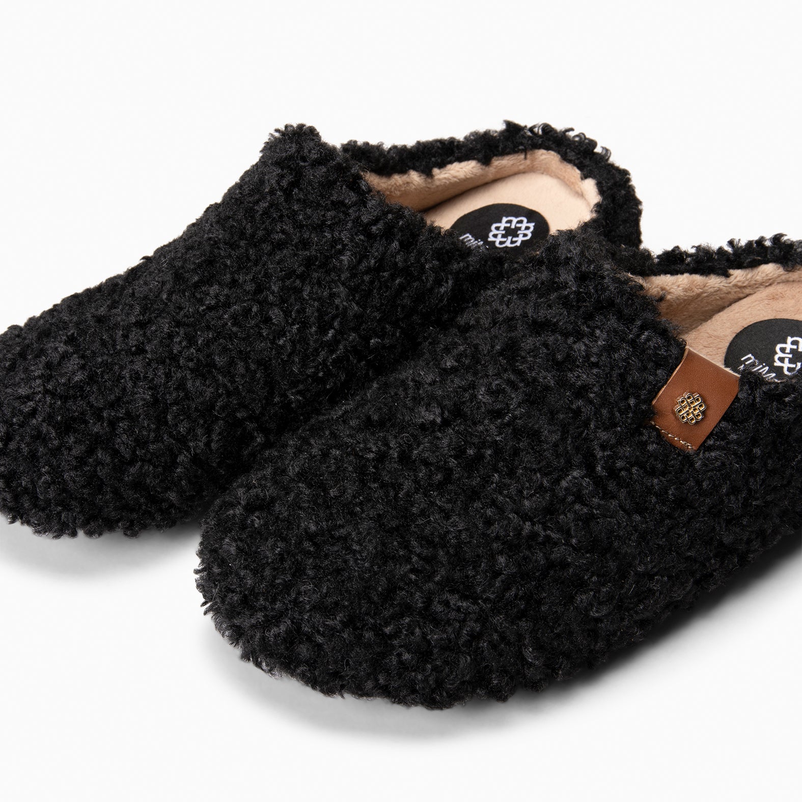 KOMFY DREAMS - Zapatillas de estar por casa ultra suaves NEGRO