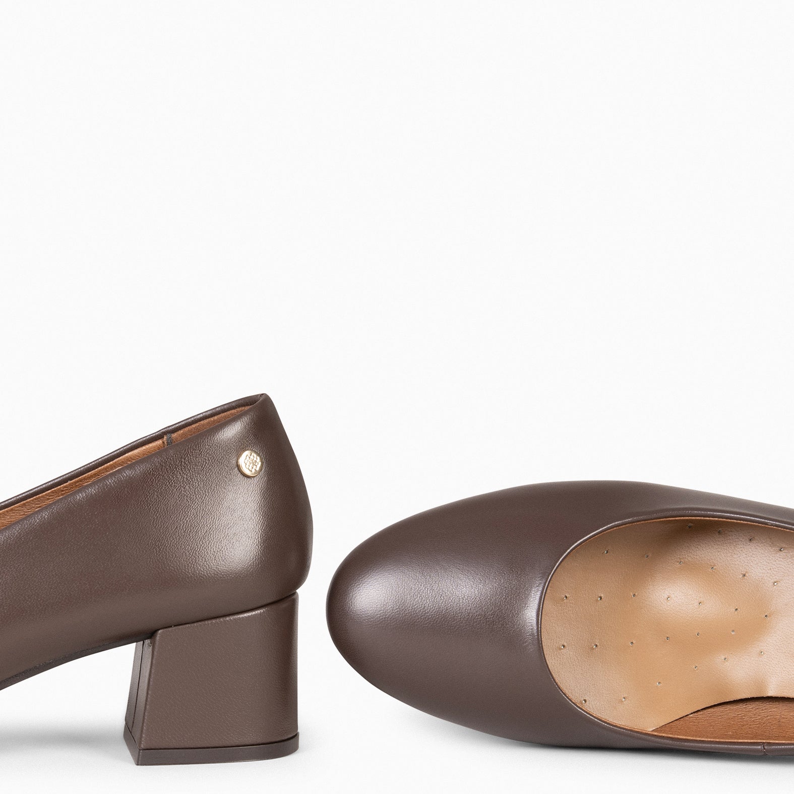 URBAN ROUND – BROWN nappa leather low heels