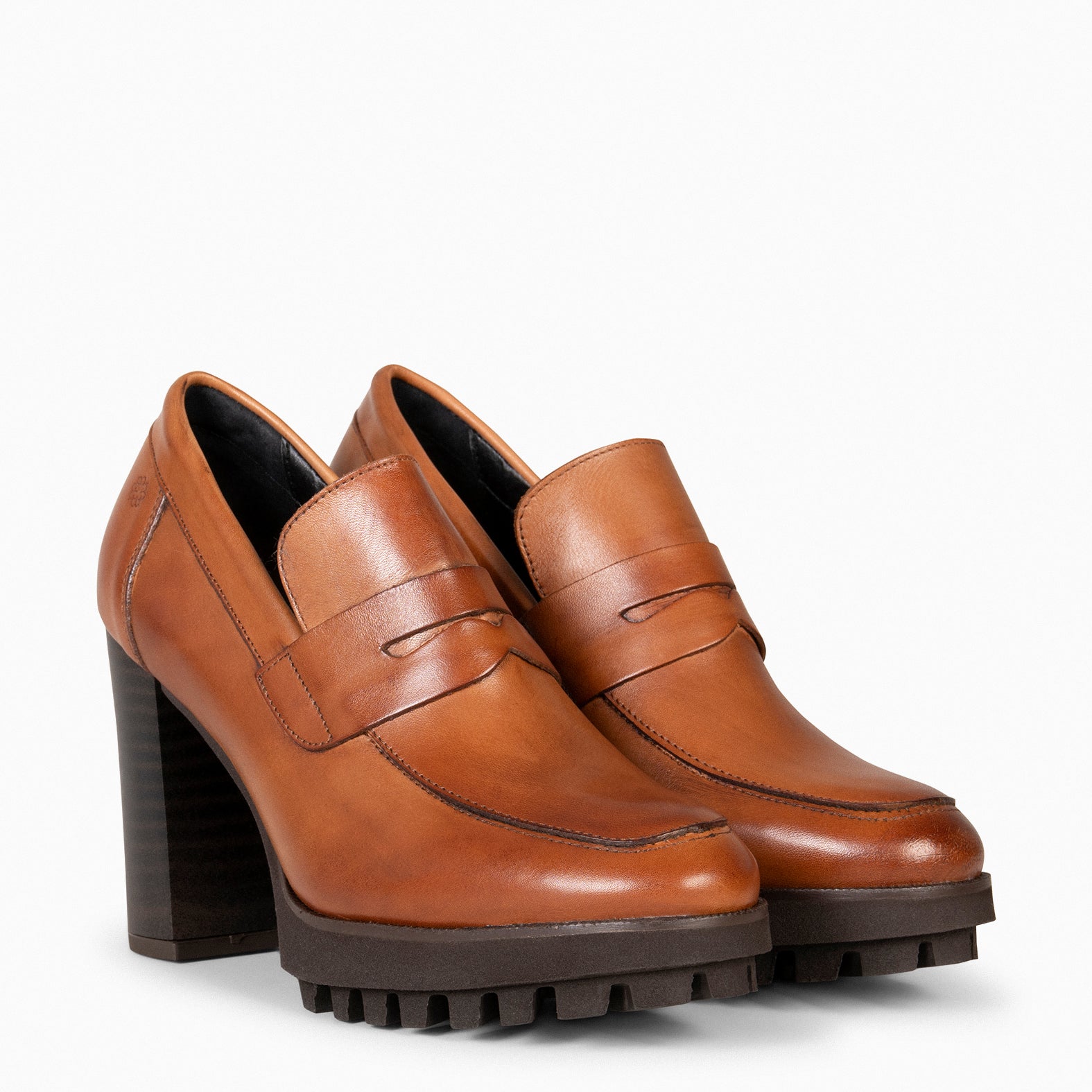 TREND - Mocasín con tacón y plataforma CAMEL