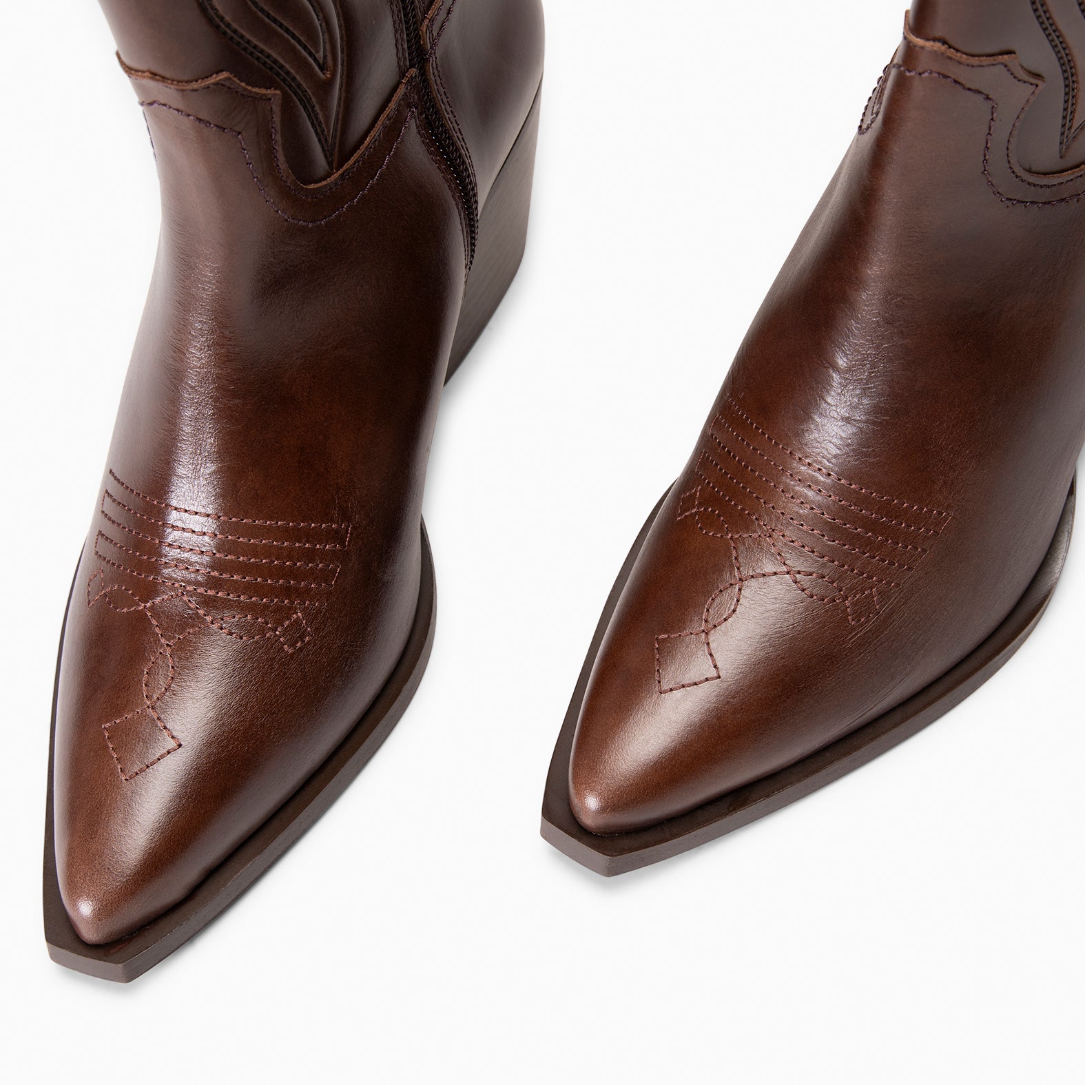 SALOON - Bottes cowboy en cuir brodé MARRON