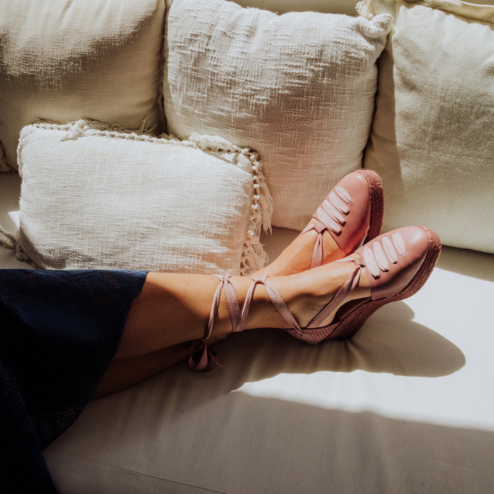 NOJA - Espadrilles à laçage ROSÉ (teinture naturelle par immersion) 