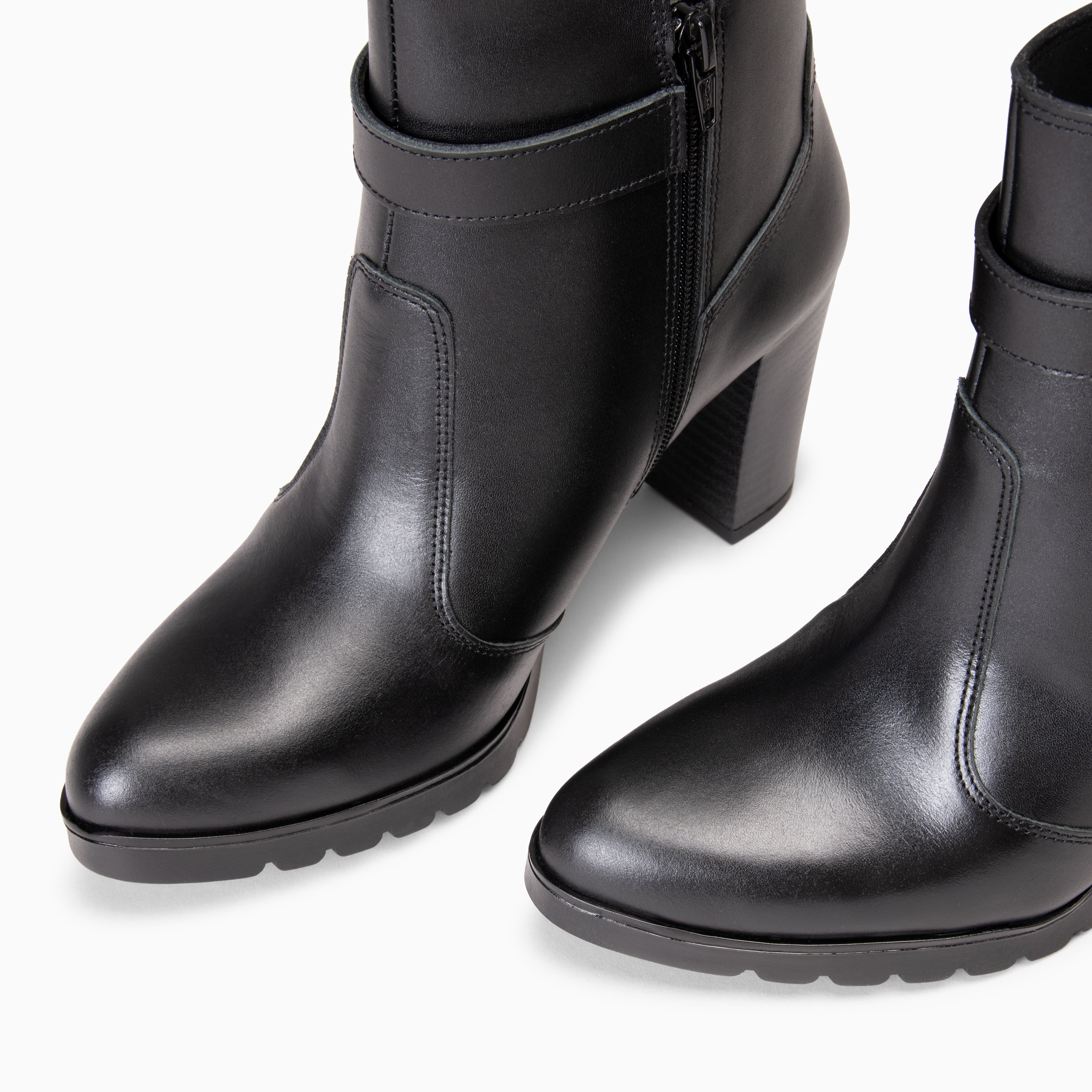 MILEY – Bottines élégantes à boucle NOIR